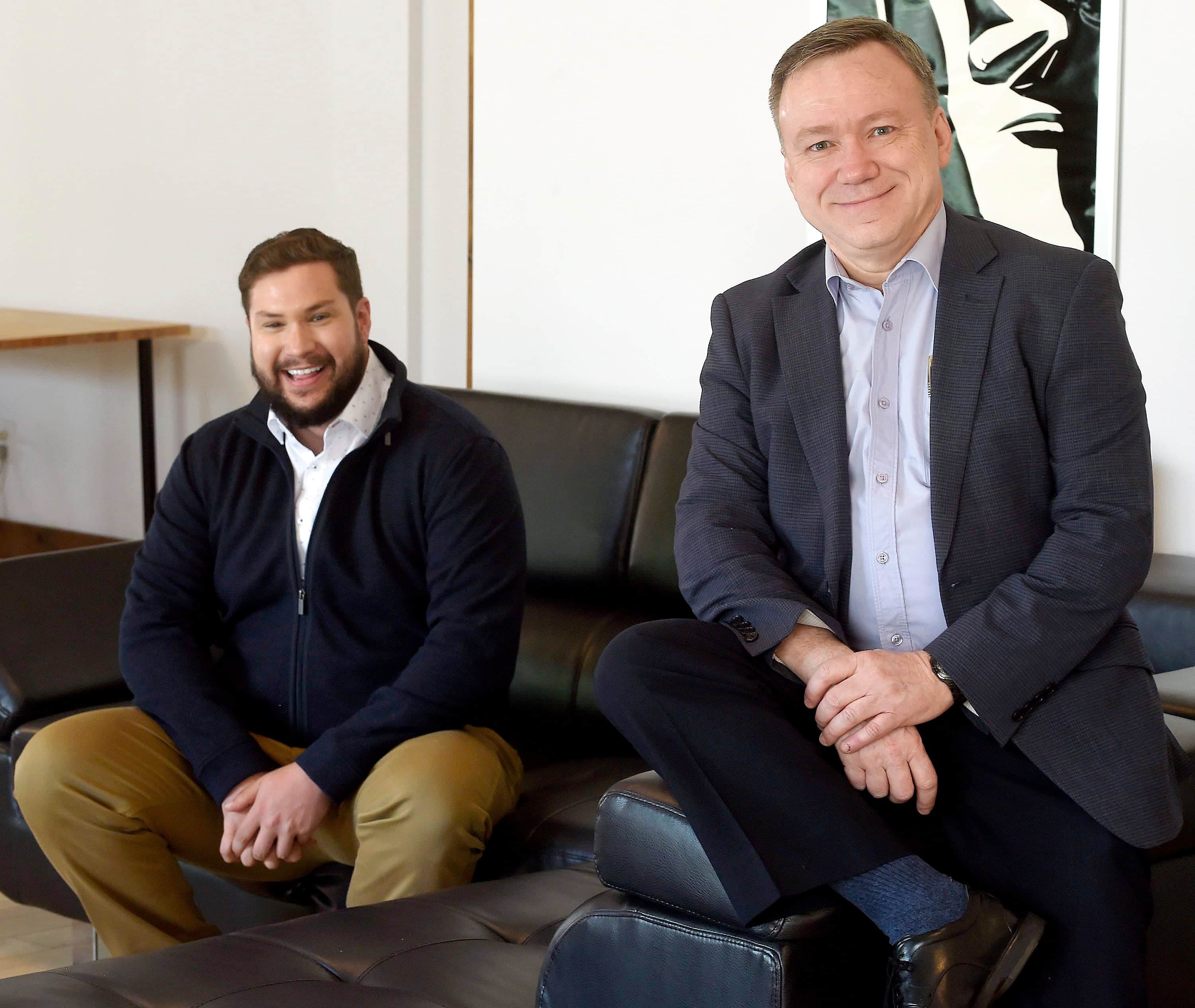 Francis Nadeau, PDG d’HydraLab, une PME spécialisée en solutions de chaîne de blocs, et Luc Poulin, expert en sécurité informatique, sont les créateurs du Cercle-i.