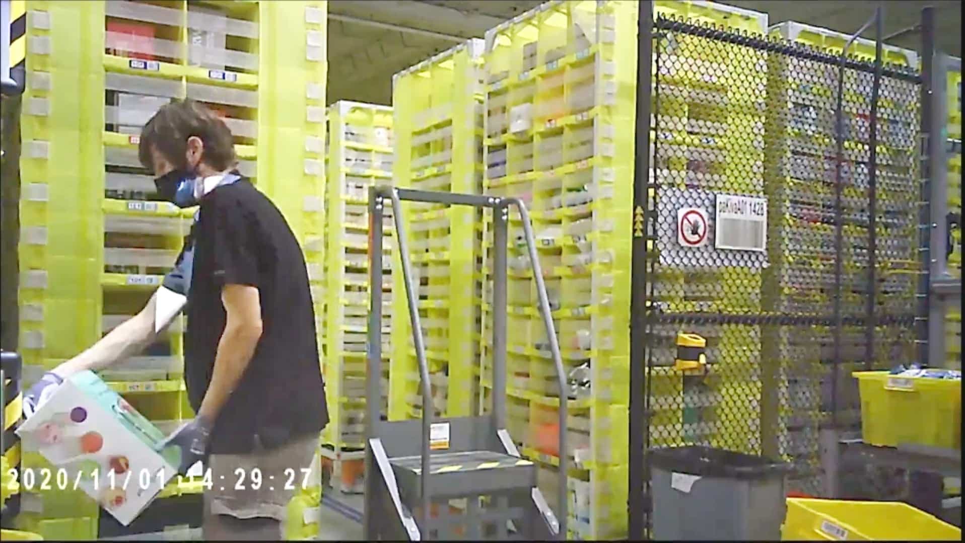 Les «pickers» d’Amazon doivent cueillir un article toutes les 9 à 12 secondes.
