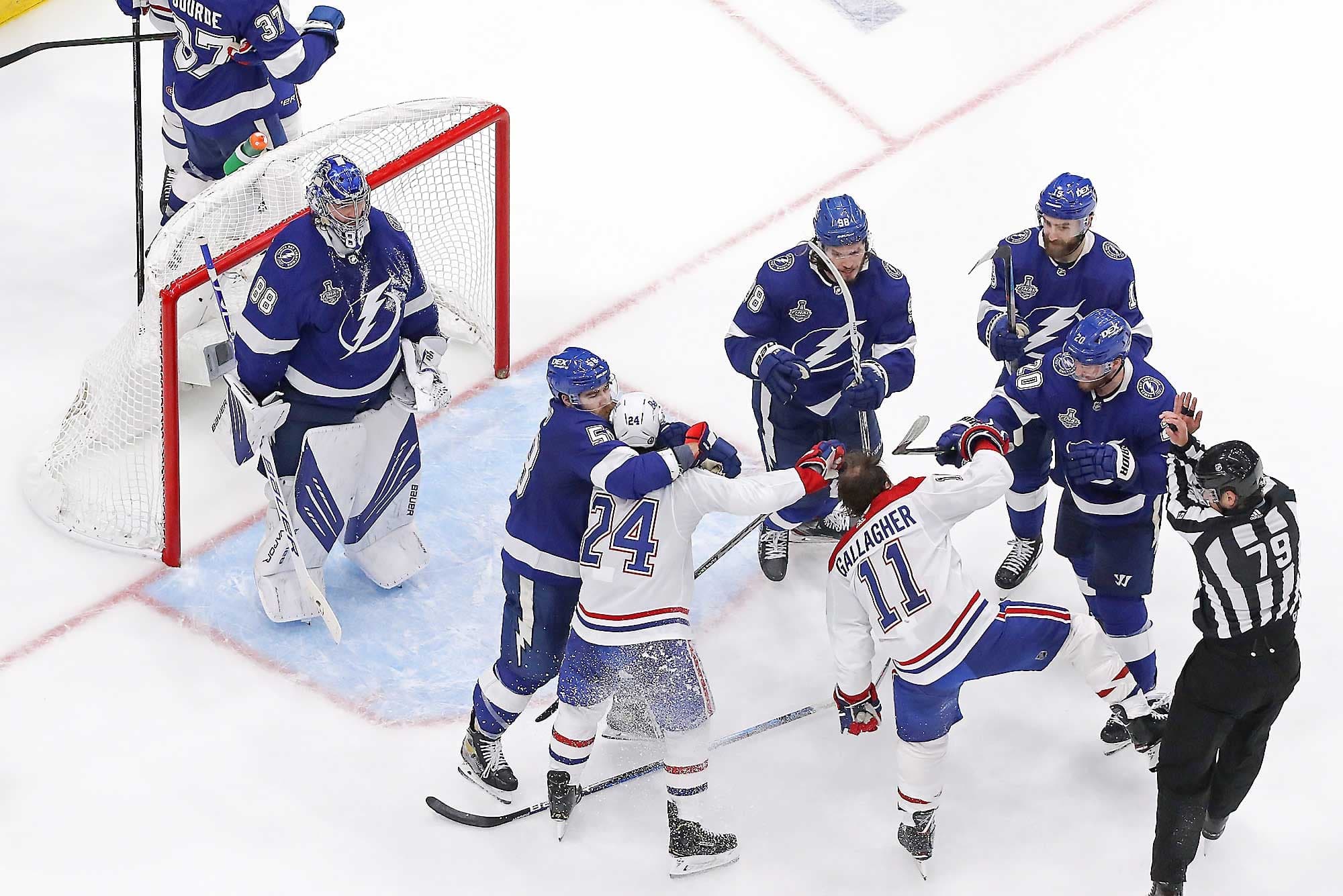 Phillip Danault et Brendan Gallagher ont goûté à la médecine du Lightning devant la cage adverse, lundi.