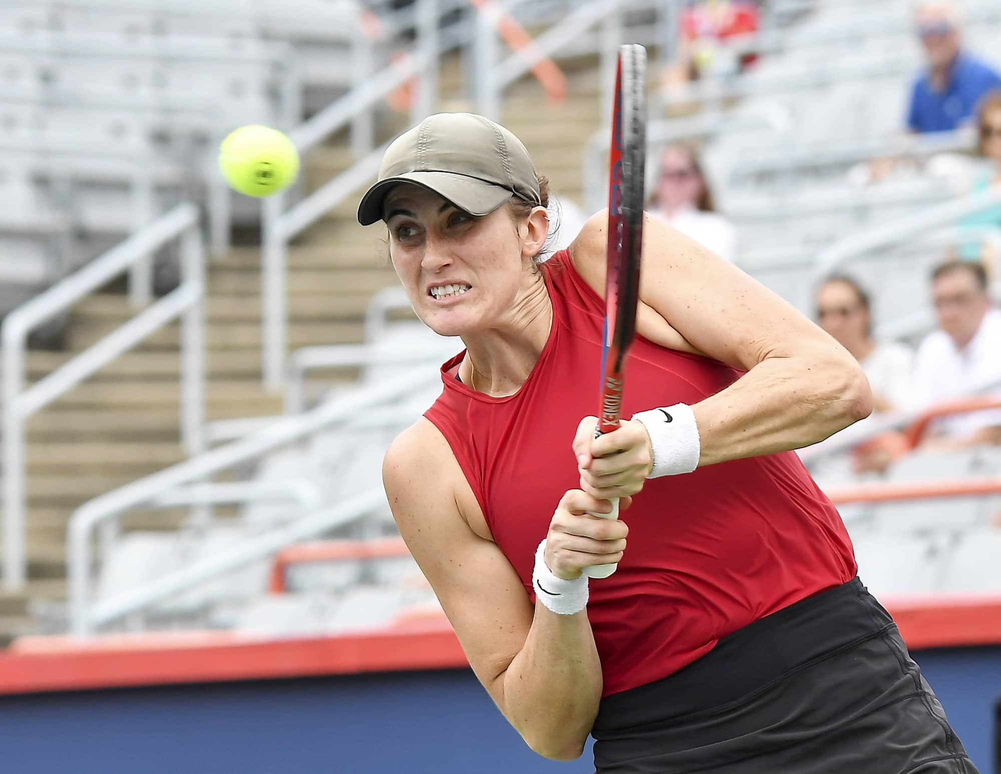 Rebecca Marino a rapidement plié l’échine devant Aryna Sabalenka, jeudi.