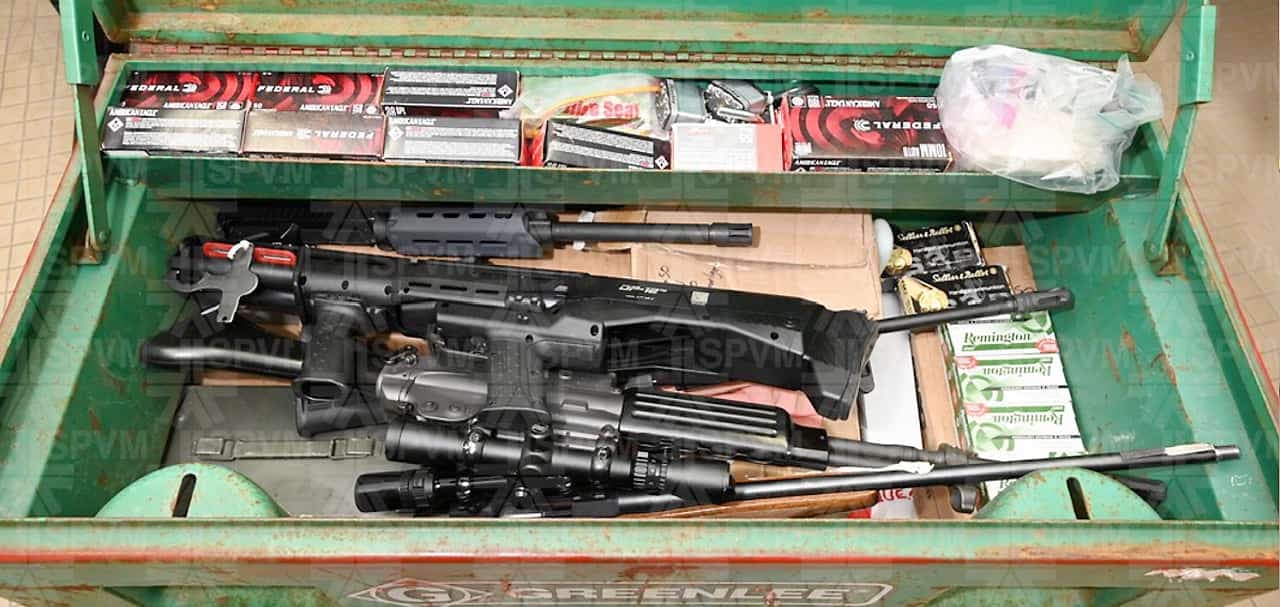 Une quinzaine d’armes à feu, dont des carabines et des armes de poing, ont été saisies par la police de Montréal, jeudi dernier.