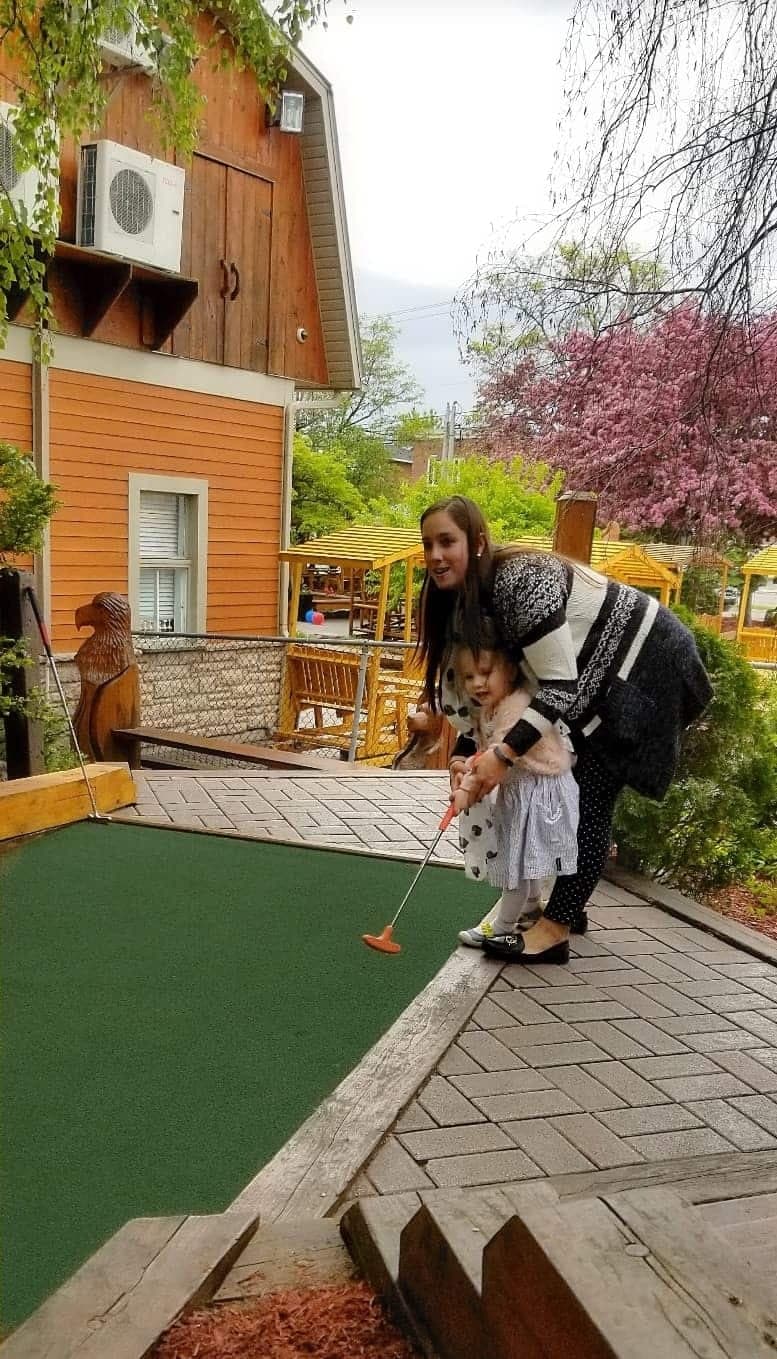 Facebook Cascades Golf et Les crèmes glacées Jonathan