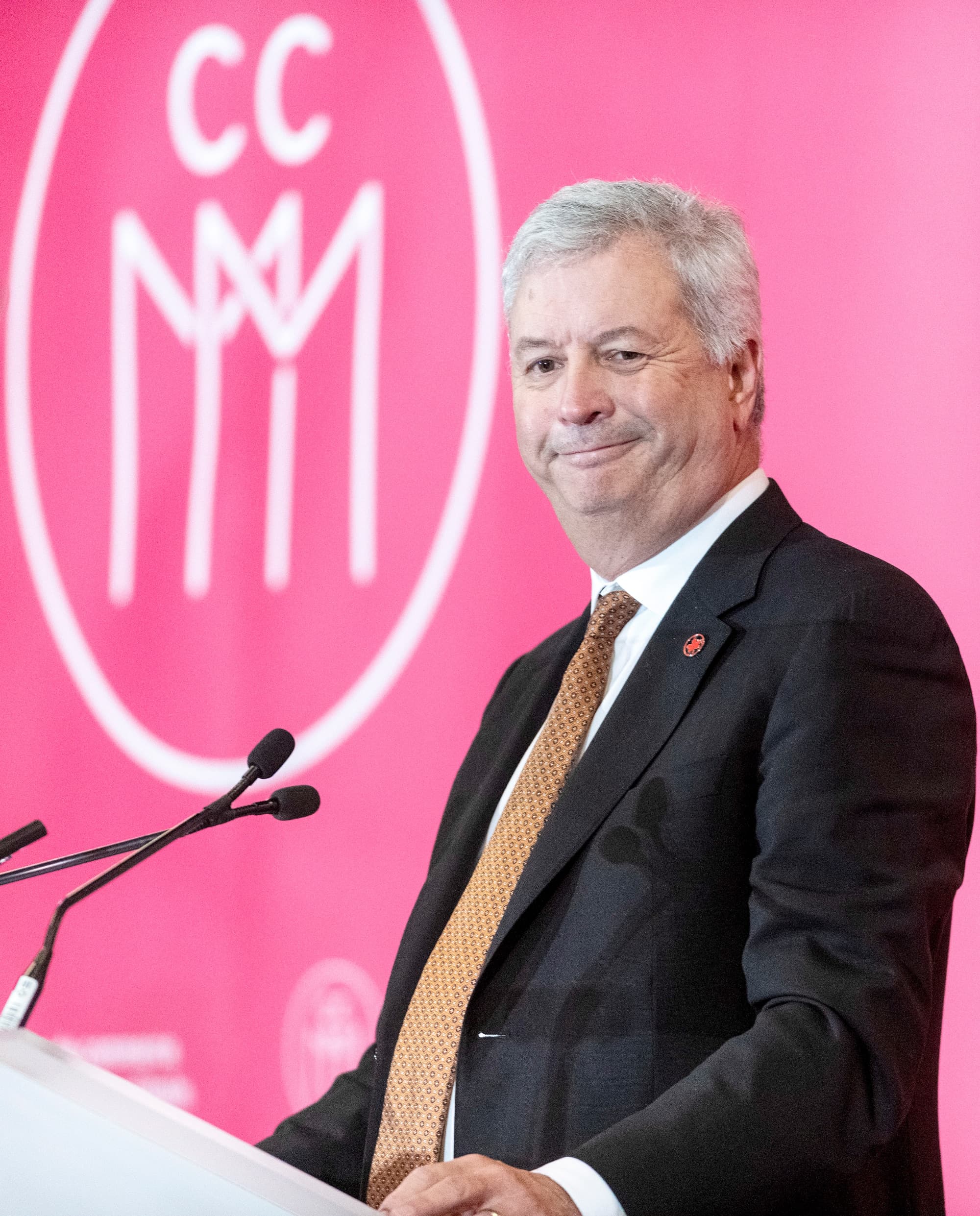 Michael Rousseau lors de sa conférence en anglais seulement à Montréal mercredi.