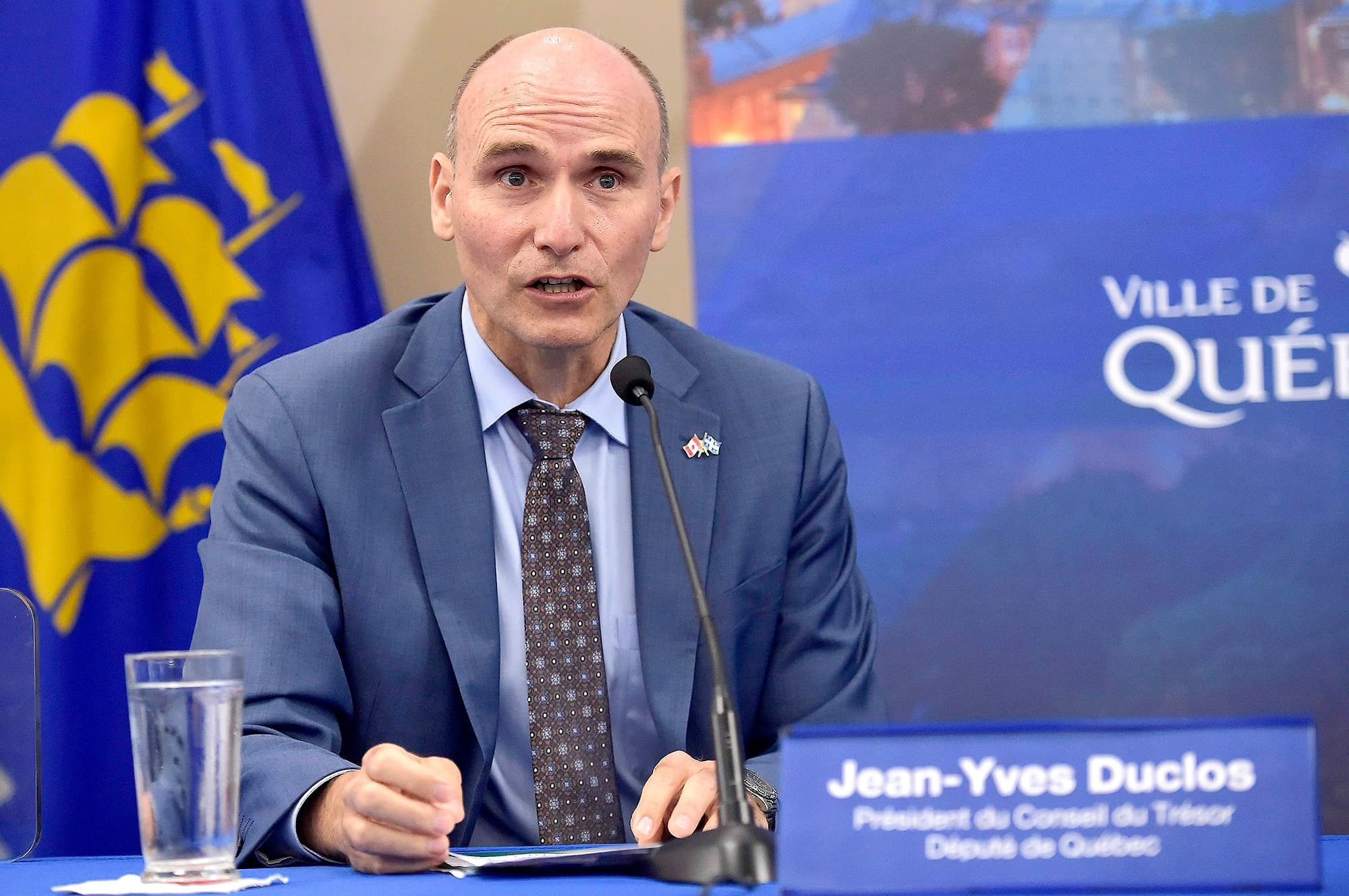Le ministre canadien de la Santé, Jean-Yves Duclos, demande aux citoyens d’éviter les voyages.