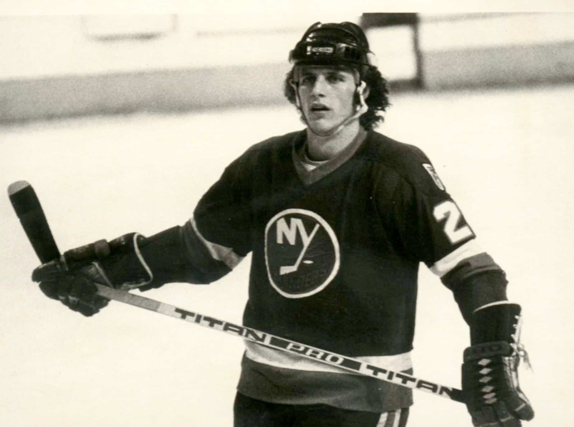 Pendant une pause au Forum. Mike Bossy a marqué 24 buts et récolté 21 mentions d’aide pour un total de 45 points en 33 matchs contre le Canadien.