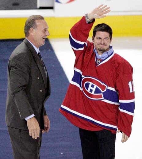 Patrick Carpentier a eu le privilège d’être présenté à la foule avec Guy Lafleur en 2007, au Centre Bell.