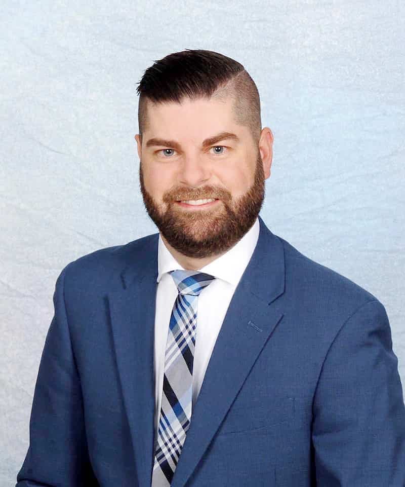 La décision du juge Matthieu Poliquin d’accorder une absolution conditionnelle à l’ingénieur Simon Houle a été portée en appel vendredi par le Directeur des poursuites criminelles et pénales (DPCP).