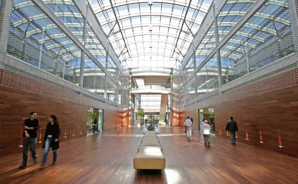 Le siège social de Garda World, à Montréal, qui était autrefois celui du géant de la chaussure Aldo. Le ministre Pierre Fitzgibbon a affirmé, ce mercredi, que, grâce notamment à l’aide de Québec, le nombre de salariés qui travaillent à cet endroit pourrait doubler d’ici cinq ans.