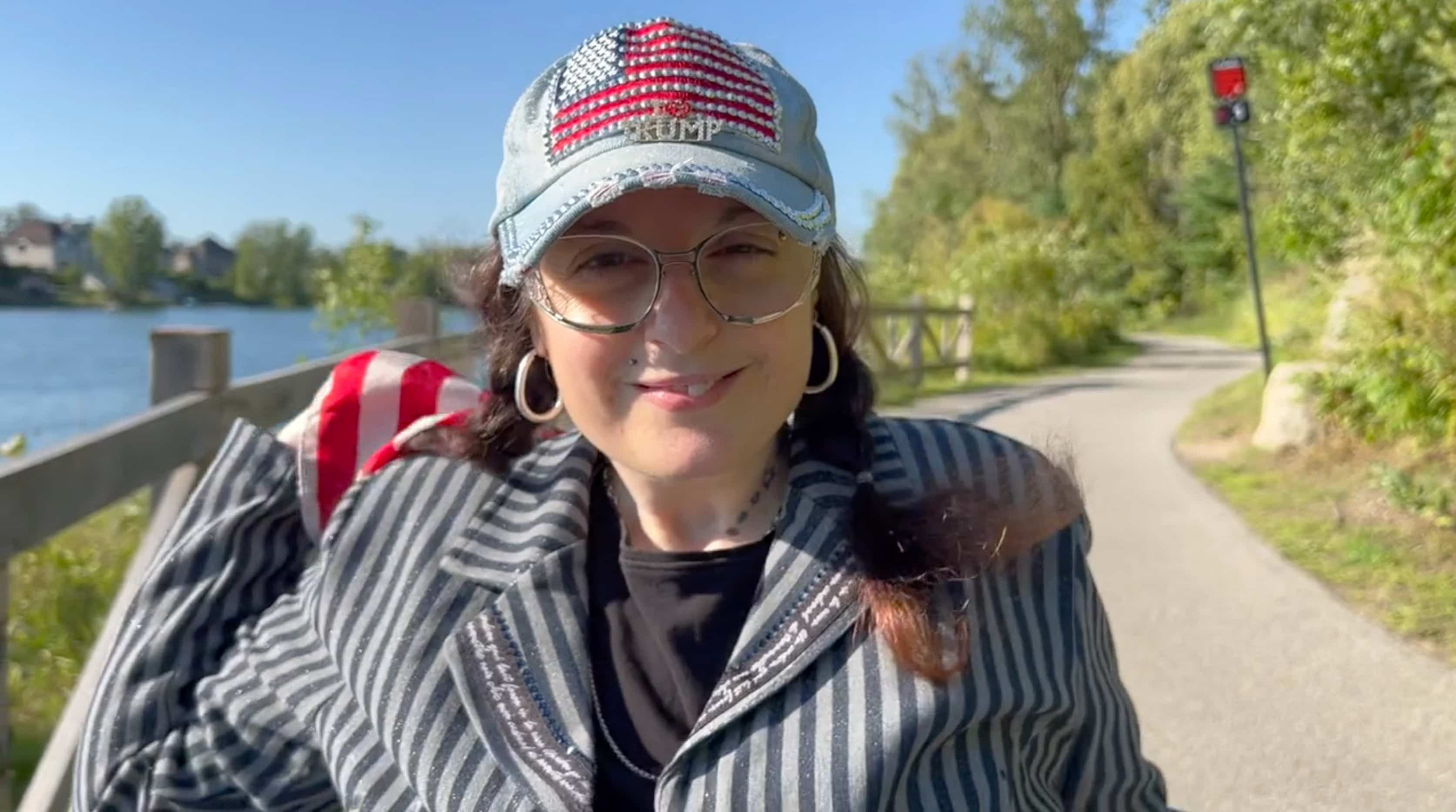 Nadia Cioce dans une vidéo où elle demande de l’argent à ses fans pour ses projets.