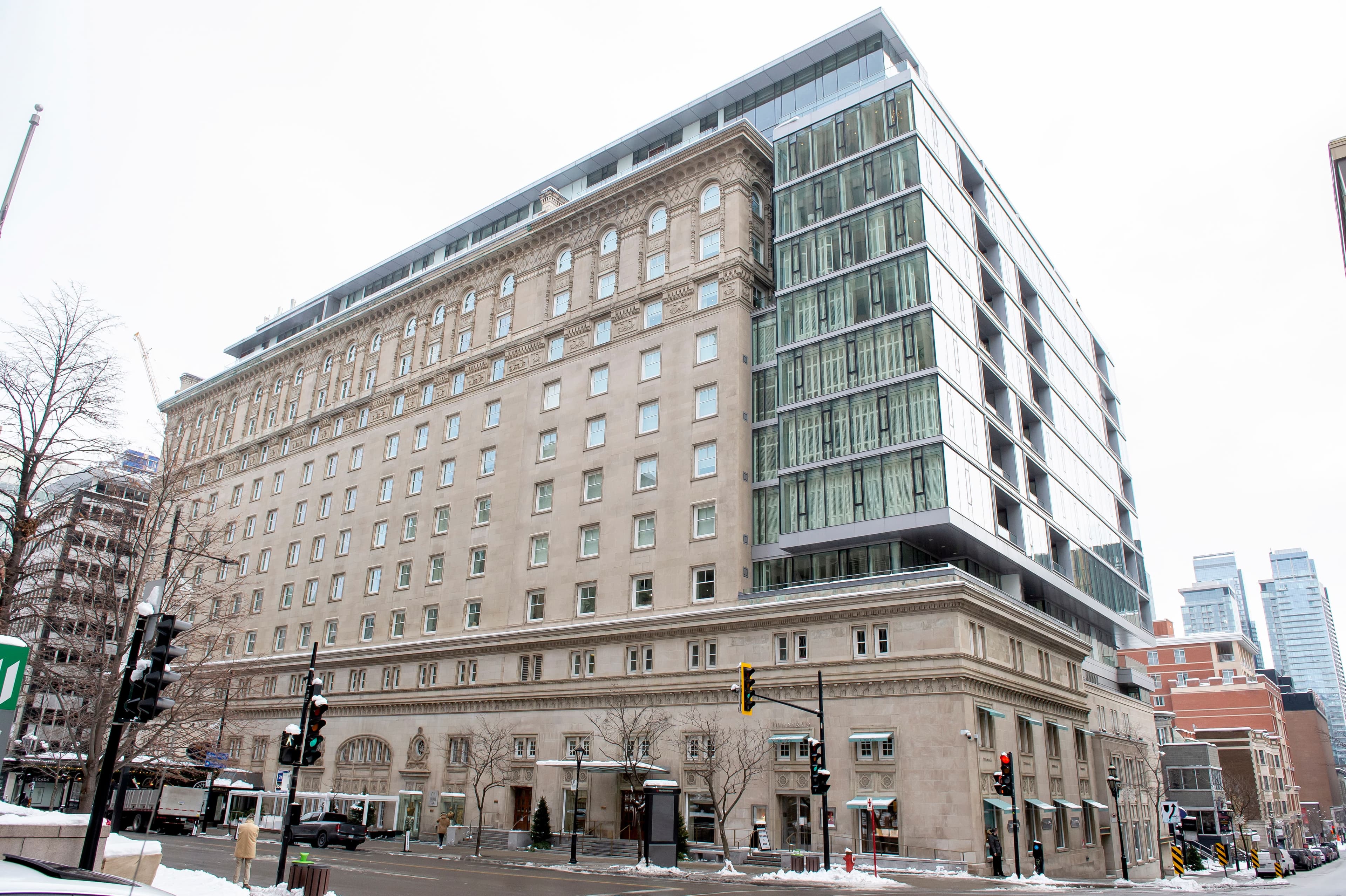 Le condo de Maurice Pinsonnault était situé dans l’immeuble du Ritz à Montréal. L’homme d’affaires est aussi actionnaire de l’île de la Province.