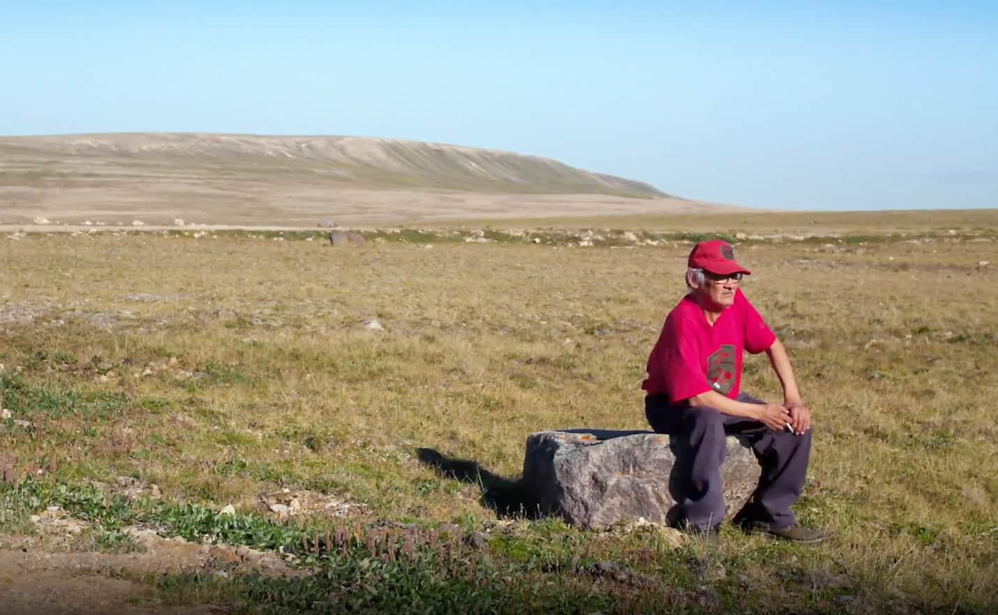 Le sergent Jimmy Evalik, chef Rangers de Cambridge Bay, au Nunavut, est en première ligne de notre front arctique avec seulement 1600 autres Rangers et 340 soldats.