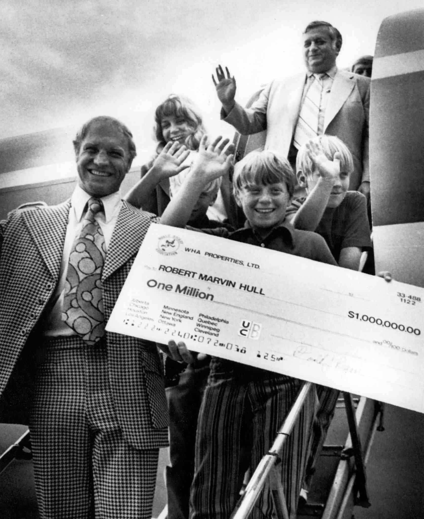 Les Jets de Winnipeg avaient offert un boni de 1 million $ à Bobby Hull pour qu’il fasse le saut dans l’AMH.