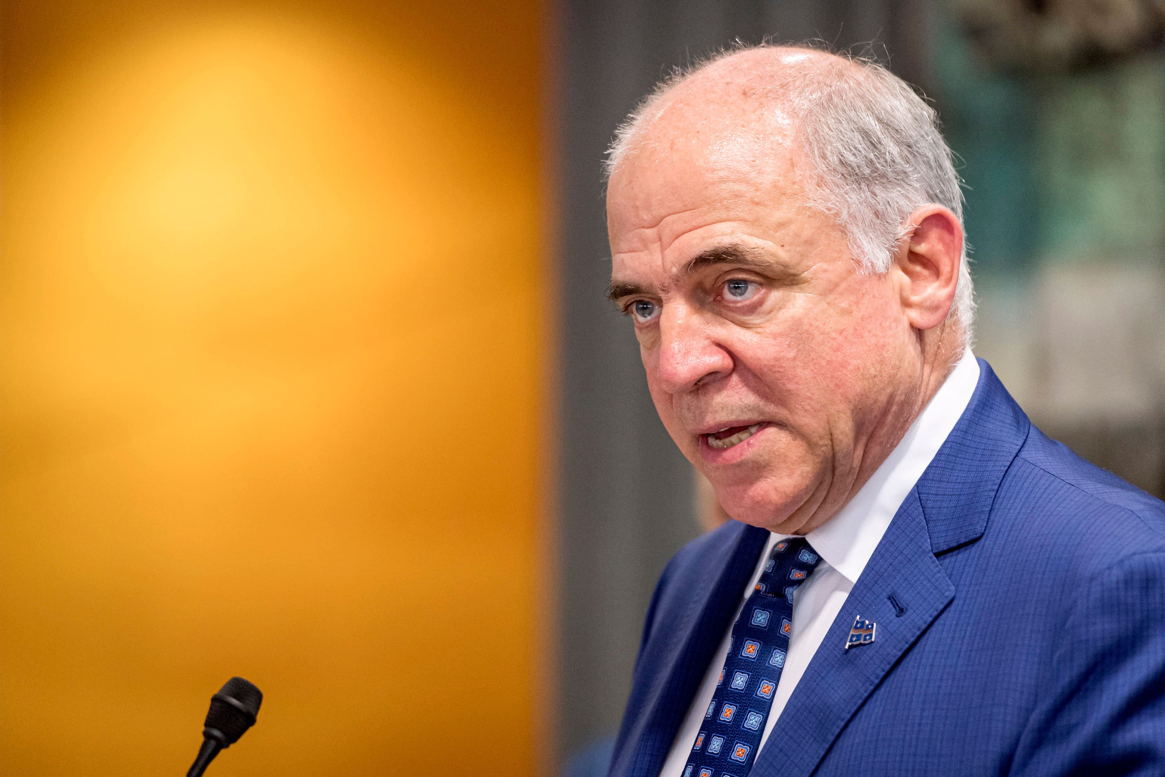 Malgré plusieurs blâmes, le ministre a toujours soutenu n’avoir jamais été en conflit d’intérêts.