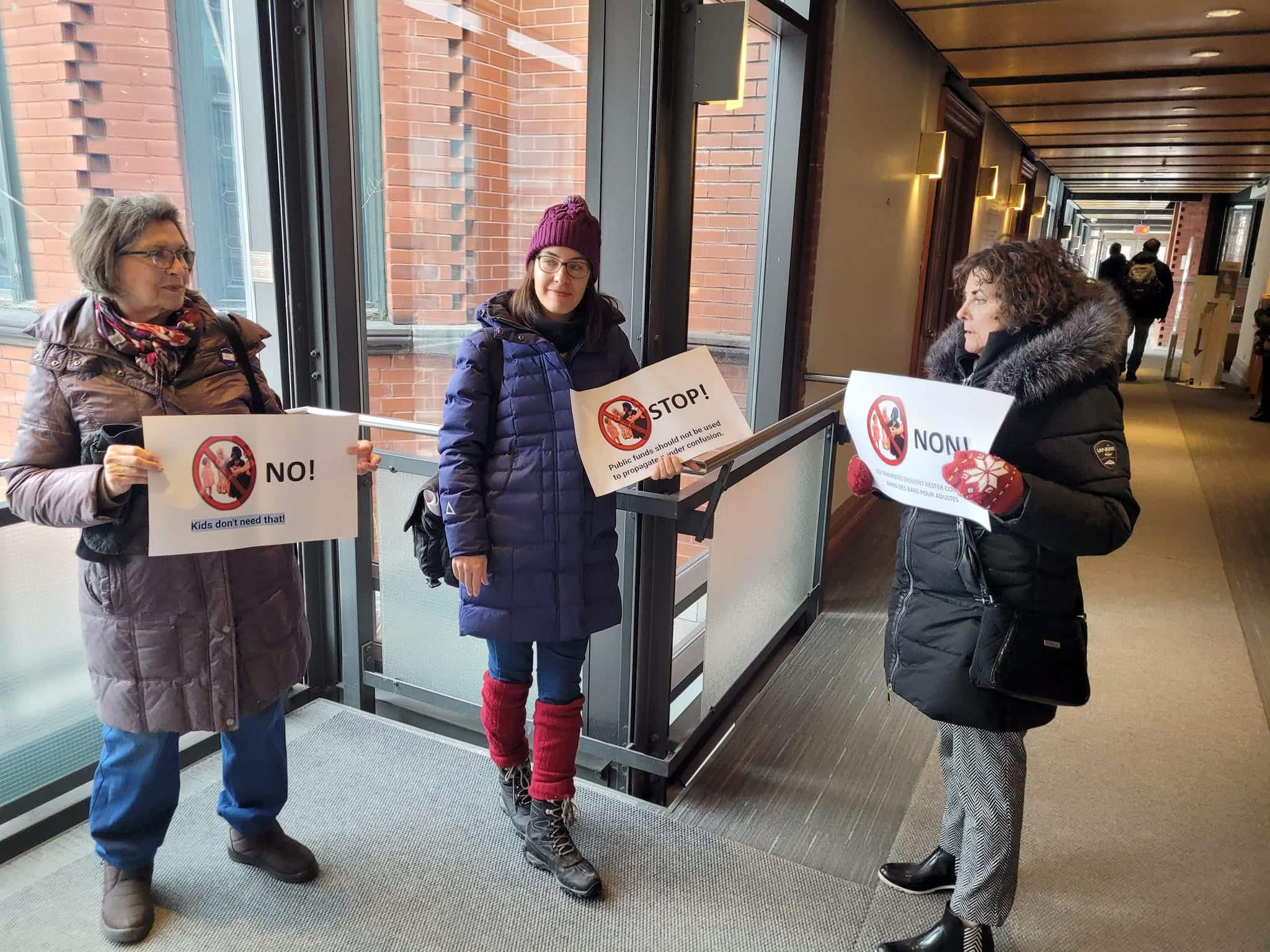 Une poignée de personnes sont venues perturber l’activité de Barbada à Westmount le week-end dernier.