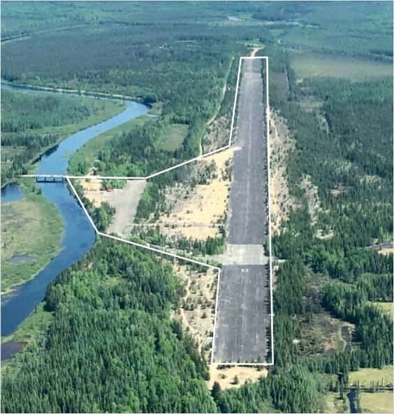 La piste de Casey, en Haute-Mauricie, date de 1953. Elle a été abandonnée officiellement en 1964, mais demeure utilisable.