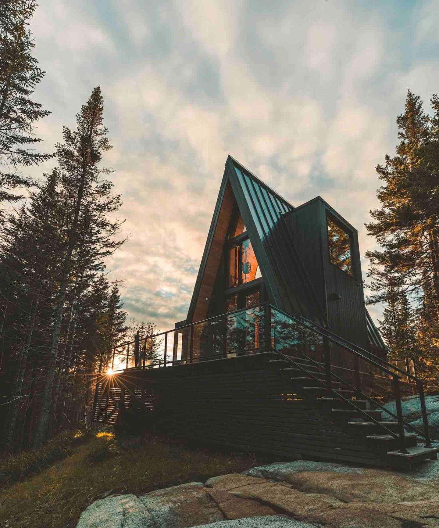 AIRBNB
