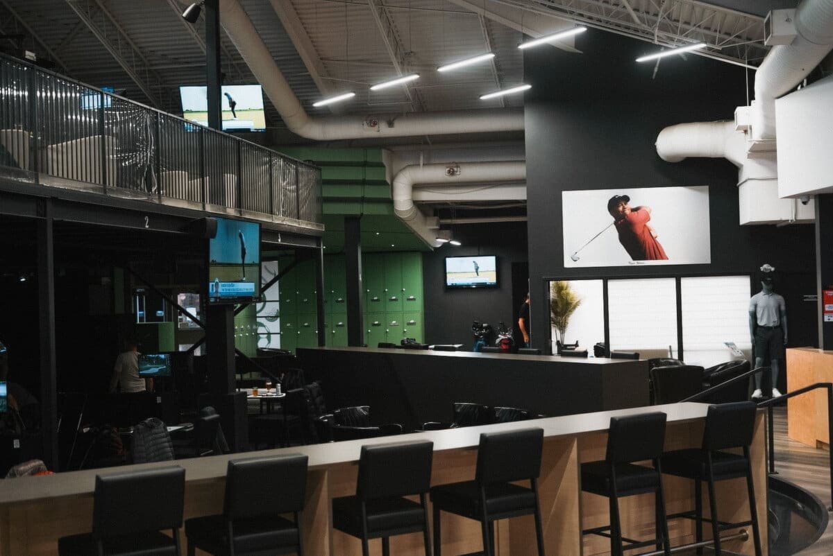 VGolf Québec inaugure ses nouvelles installations, après avoir investi près de 1 M$ pour agrandir ses locaux. Ceux-ci sont passés de 10 500 pi2 à 15 000 pi2.
Photo fournie par VGolf
Déposée le 6 décembre 2024