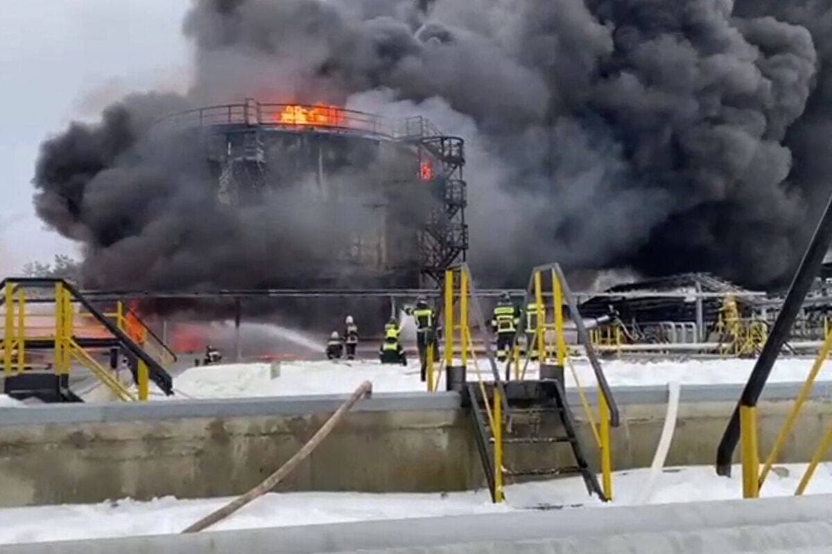 Le 19 janvier 2024, l'Ukraine aurait orchestré une attaque de drone sur un dépôt pétrolier à Klintsy, dans la région de Briansk, en Russie.