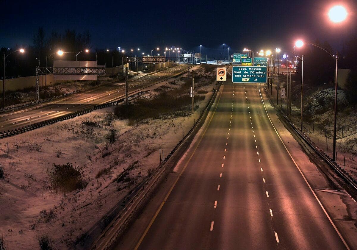 L'autoroute de la Capitale était désertée.