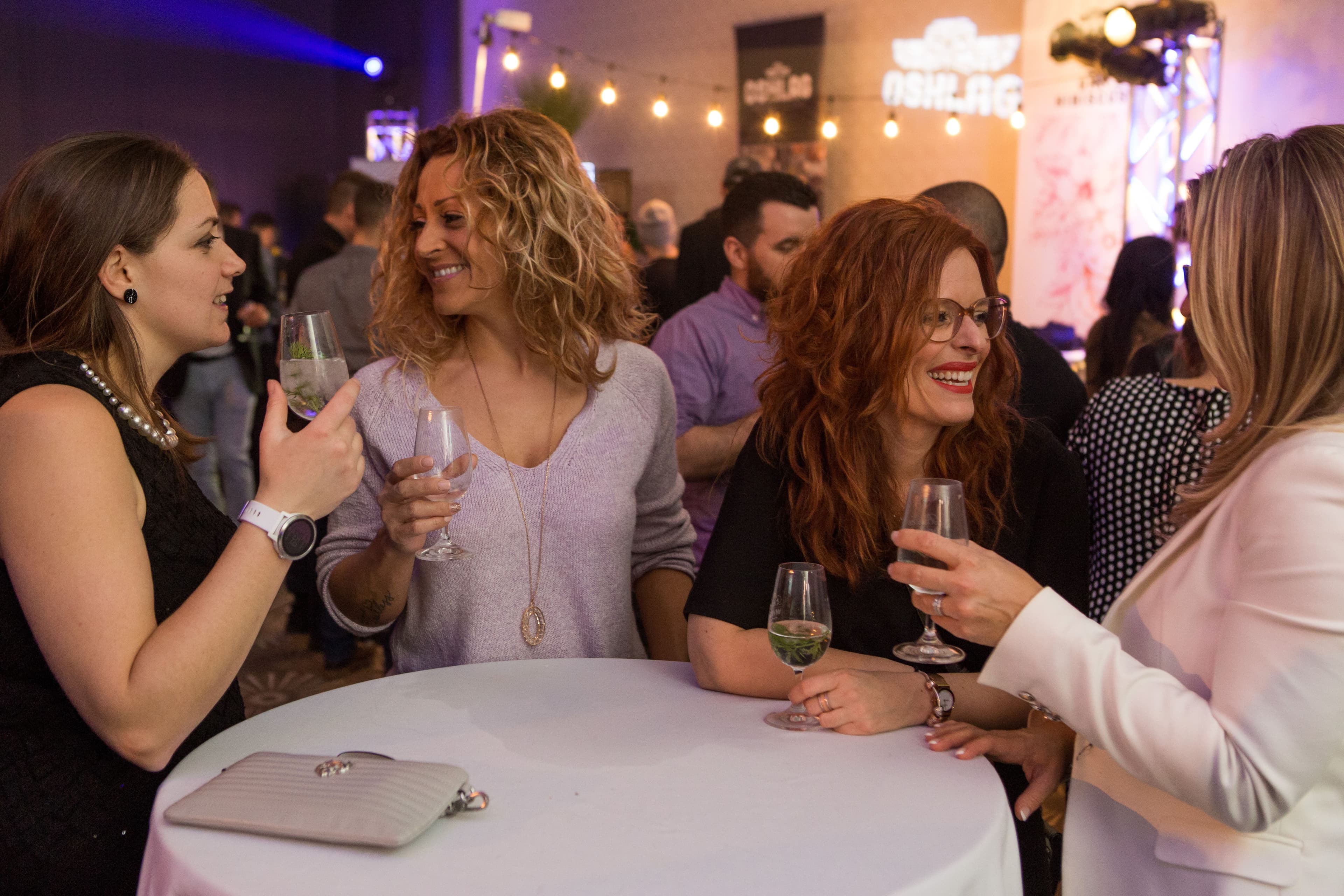 C’est dans une ambiance de 5 à 7 branché que se déroulera le salon Bulles, Whisky & Gastronomie, les 3 et 4 février, au nouveau terminal de croisières du quai 30.