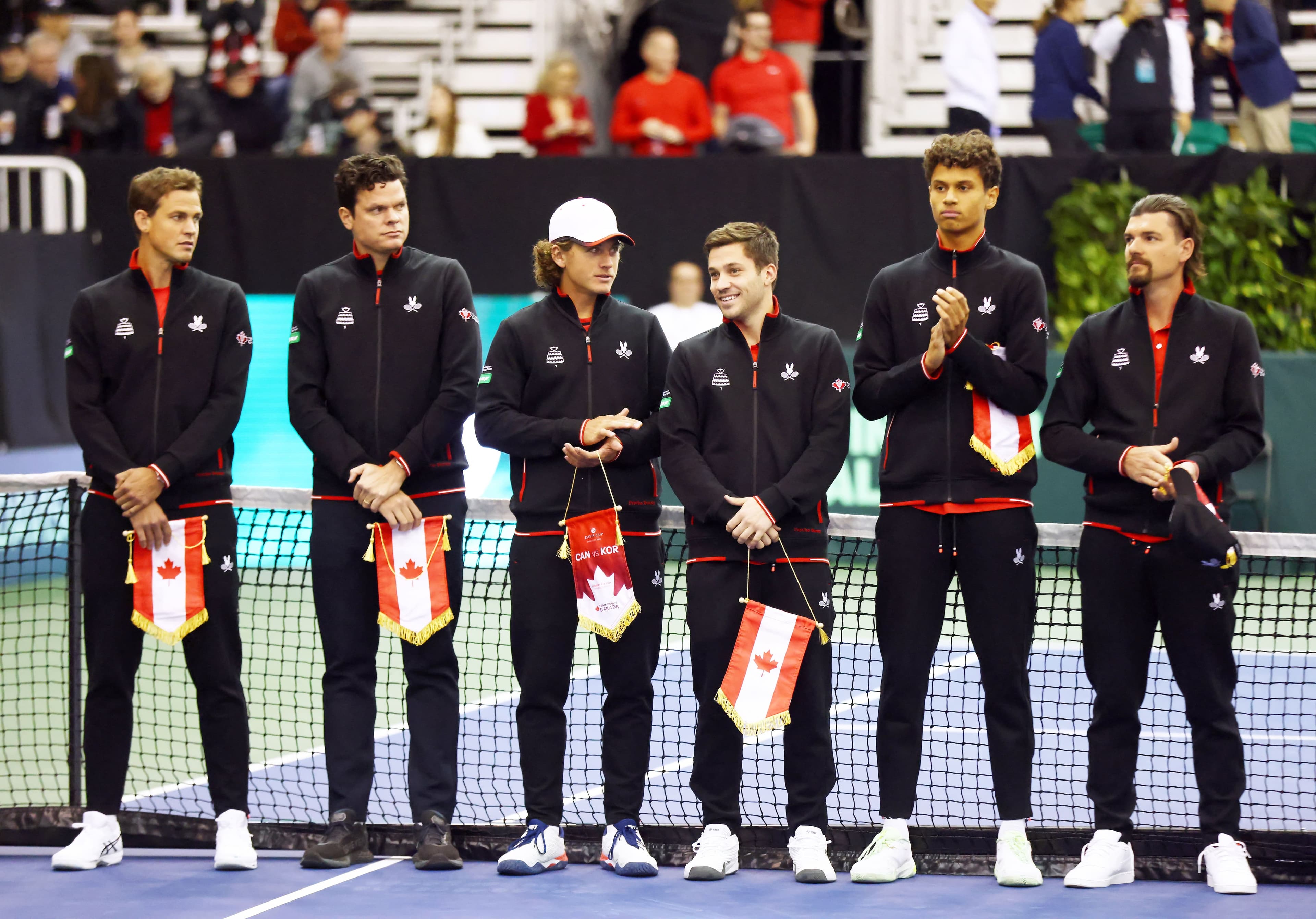 L'équipe canadienne avant le début des matchs.