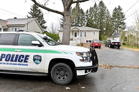 La résidence familiale du suspect à Sainte-Marthe-sur-le-Lac, dans les Laurentides.