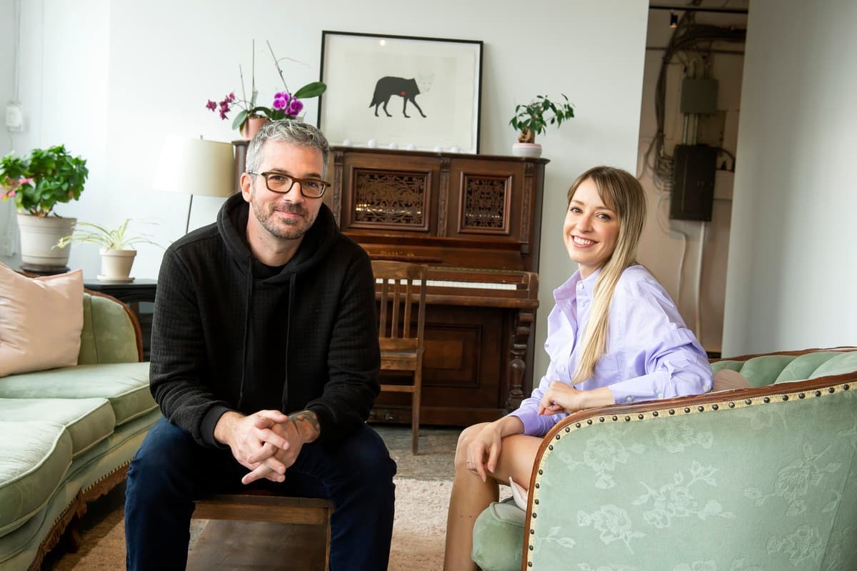 Valérie Chevalier et Matthieu Simard ont écrit ensemble le roman «Presse-jus».