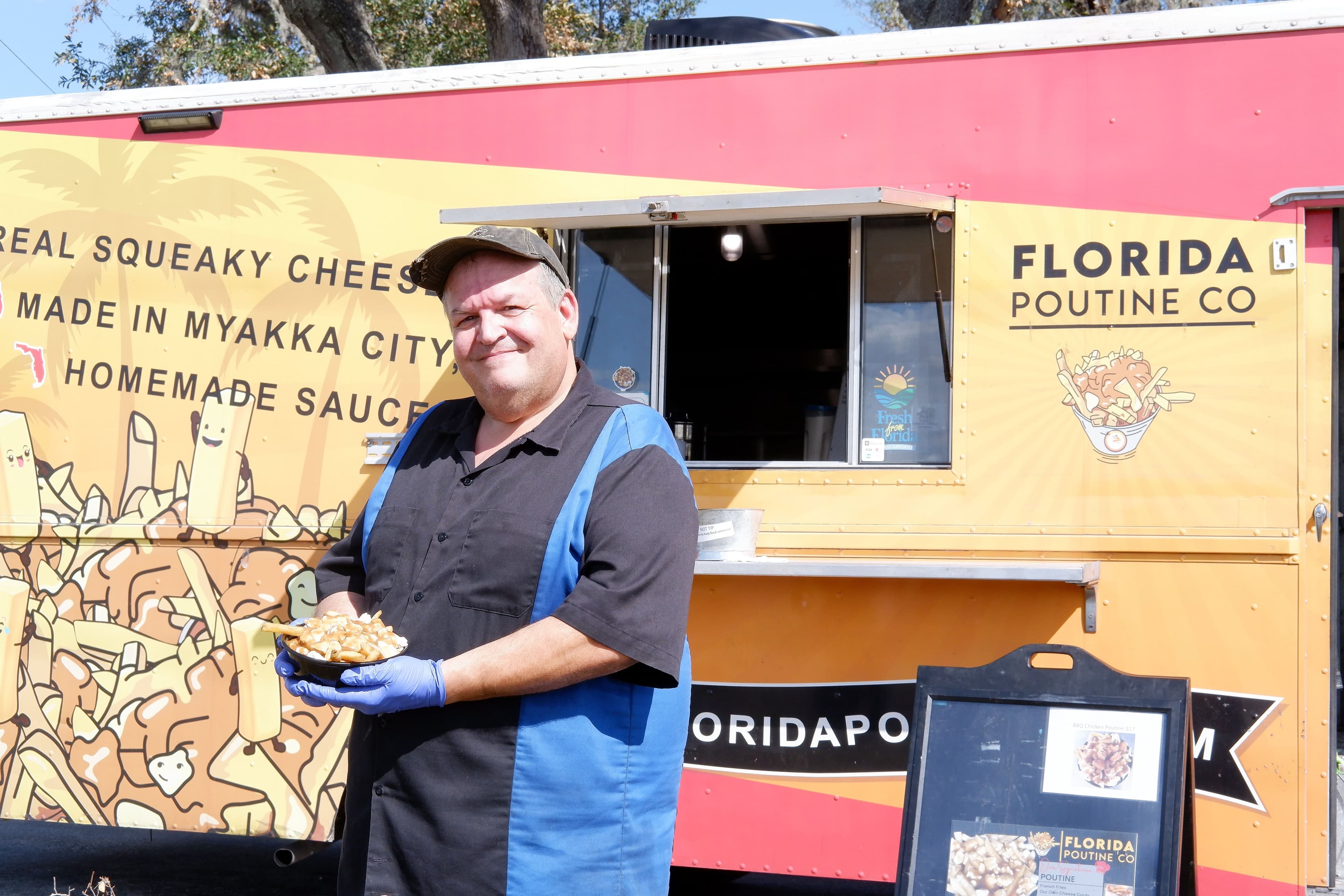 Eric Primeau, fier fabriquant du seul fromage en grains disponible en Floride et propriétaire d’un «food truck» de poutine, Florida Poutine.