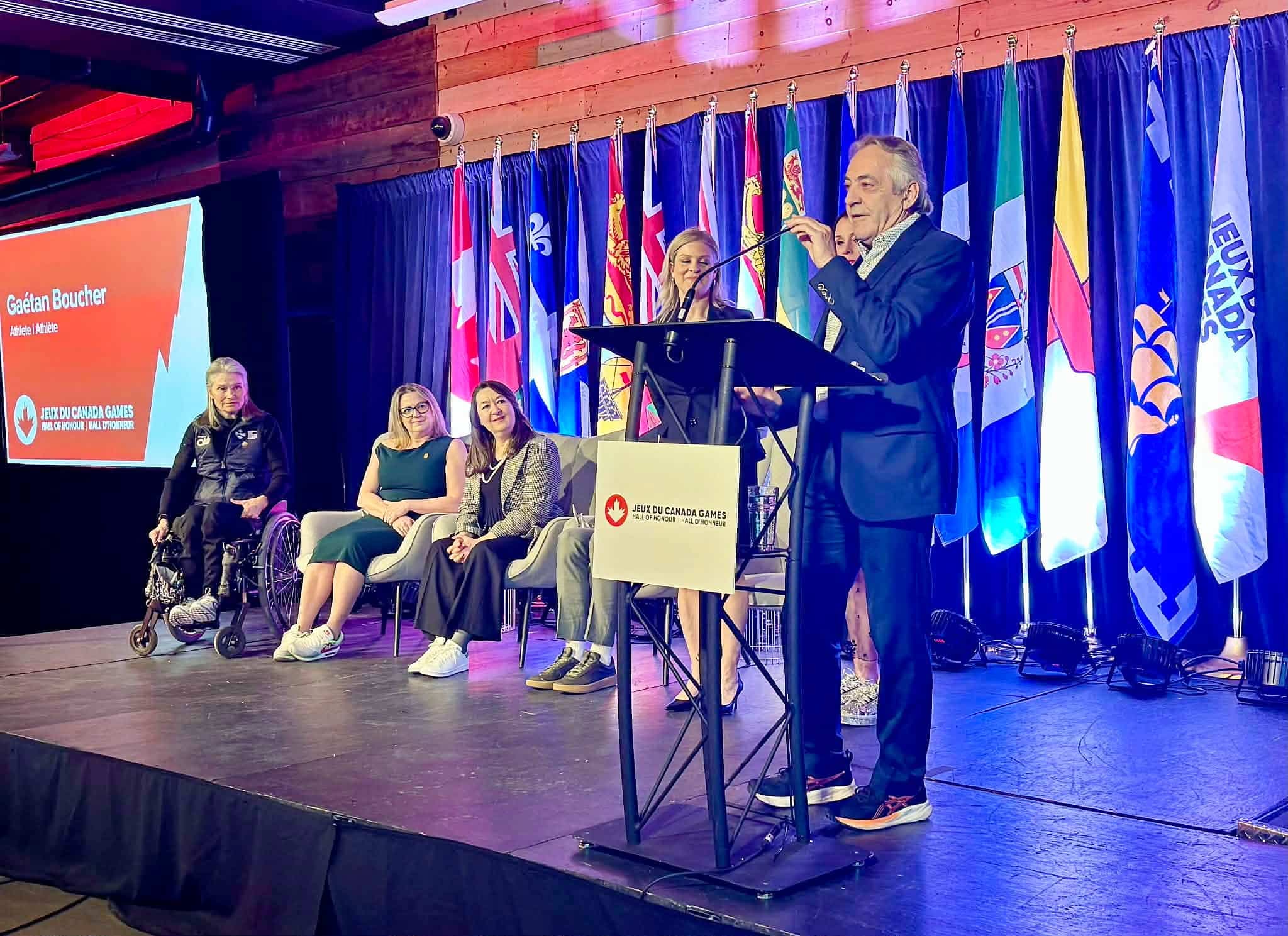 Gaétan Boucher a été intronisé au Hall d’honneur des Jeux du Canada, jeudi à Québec.