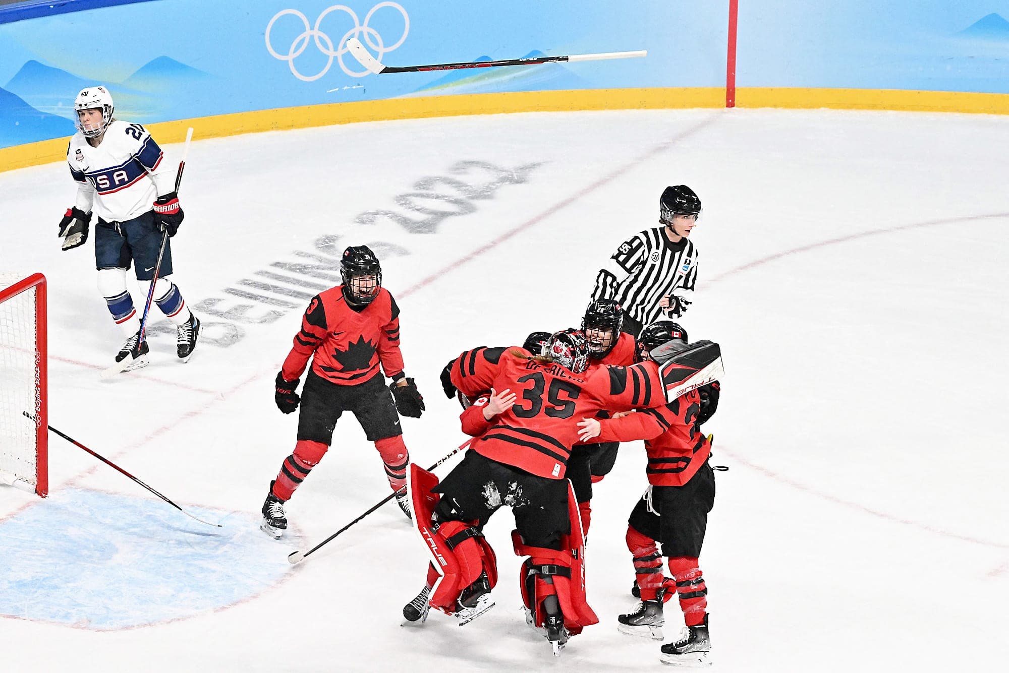 Les Canadiennes étaient euphoriques jeudi après la victoire.