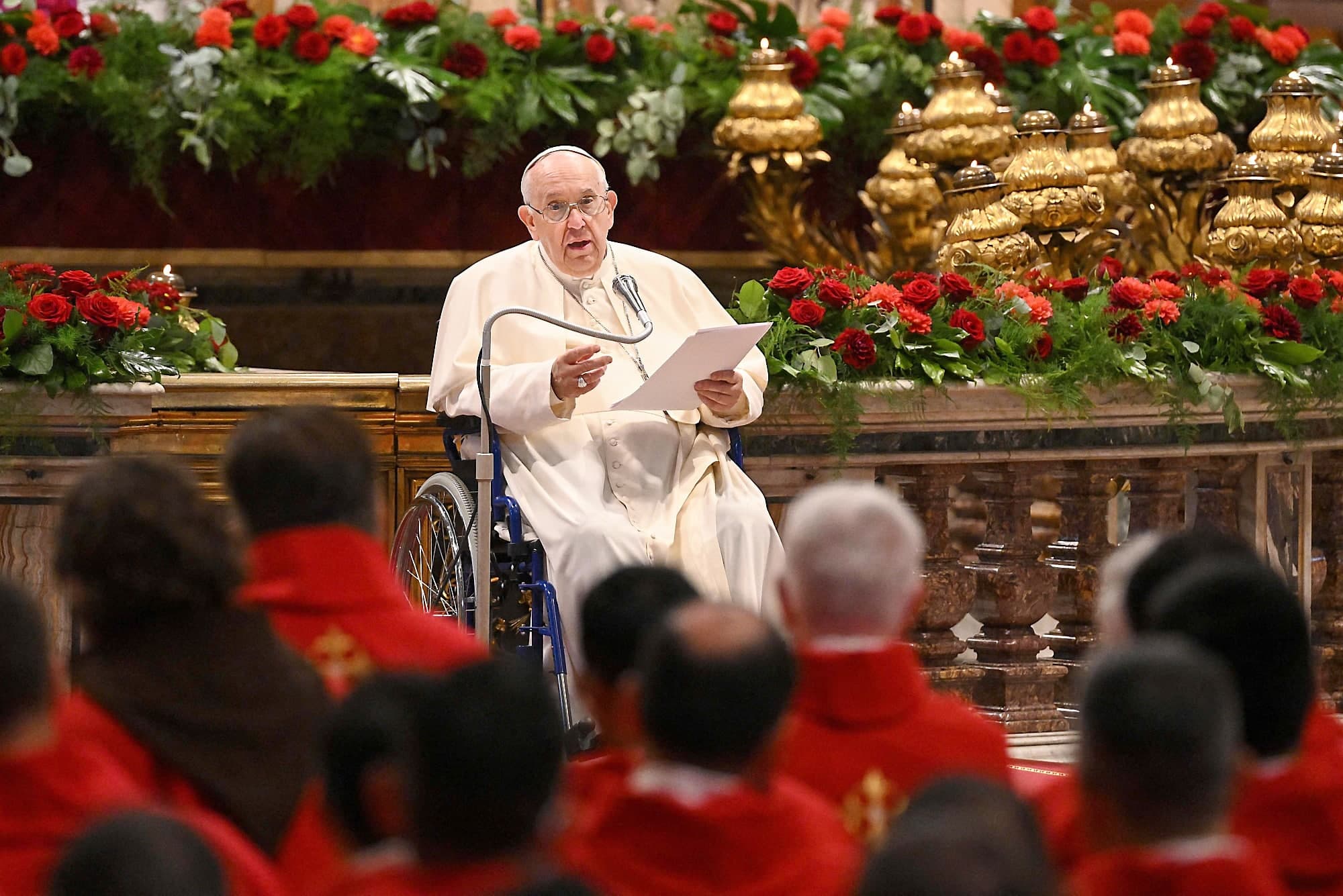 Pour des raisons de santé, le pape François vient d’annuler un voyage en Afrique prévu début juillet, ce qui fait craindre pour sa visite à Québec les 26 et 27 juillet. Le Saint-Père a de plus en plus de difficulté à se mouvoir, comme en fait foi cette photo prise ces derniers jours.