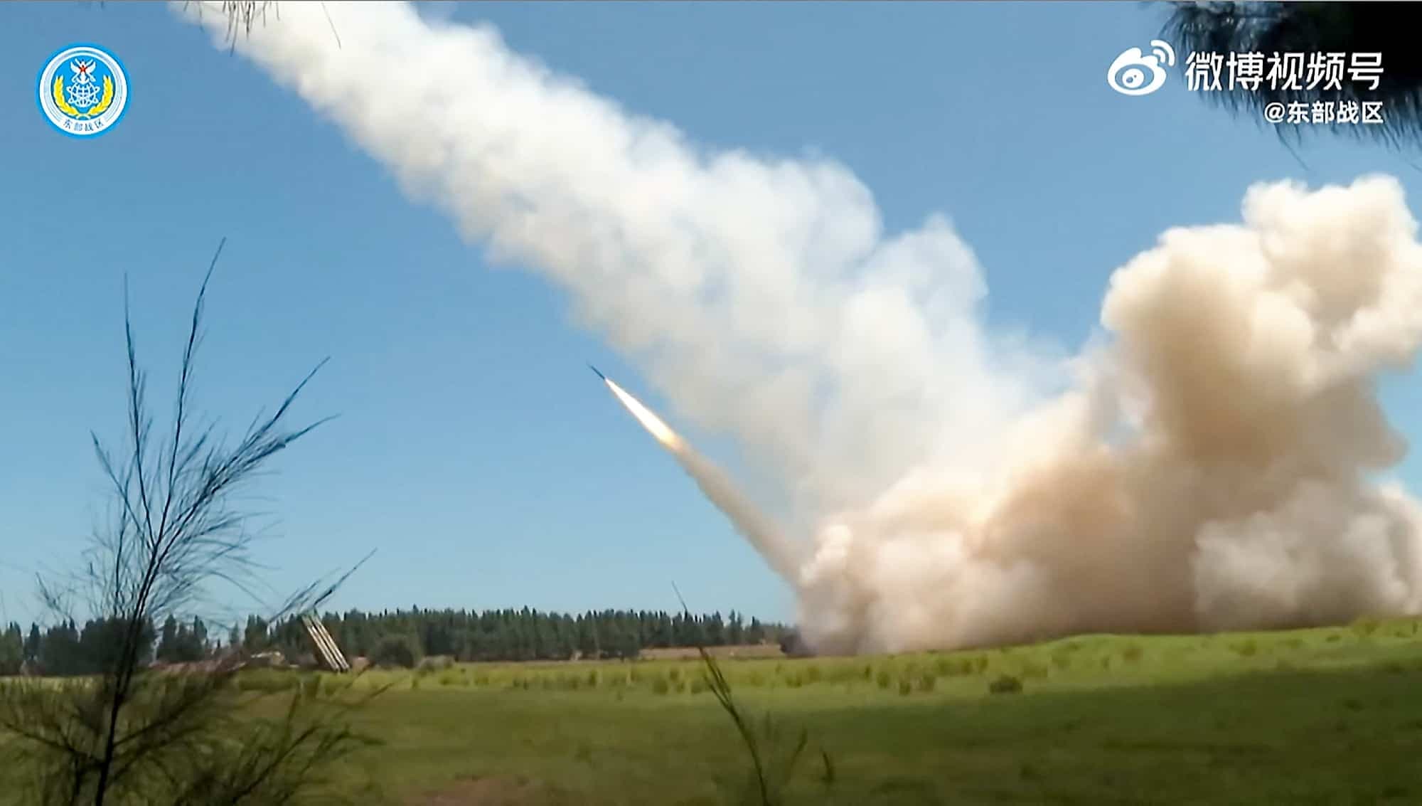Un missile tiré par la Chine, jeudi, lors du plus gros entraînement militaire du pays à l’entour de Taïwan.