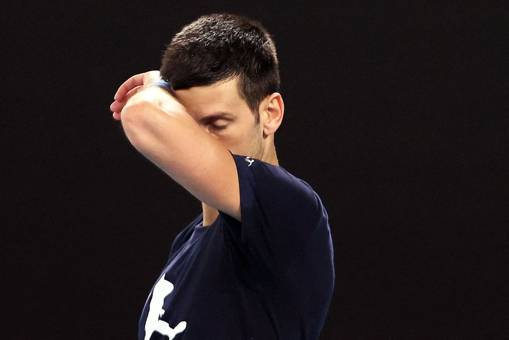 Même s’il ne savait pas aujourd'hui s’il allait pouvoir participer aux Internationaux d’Australie, Novak Djokovic s’est entraîné à Melbourne, avant de retourner en rétention.