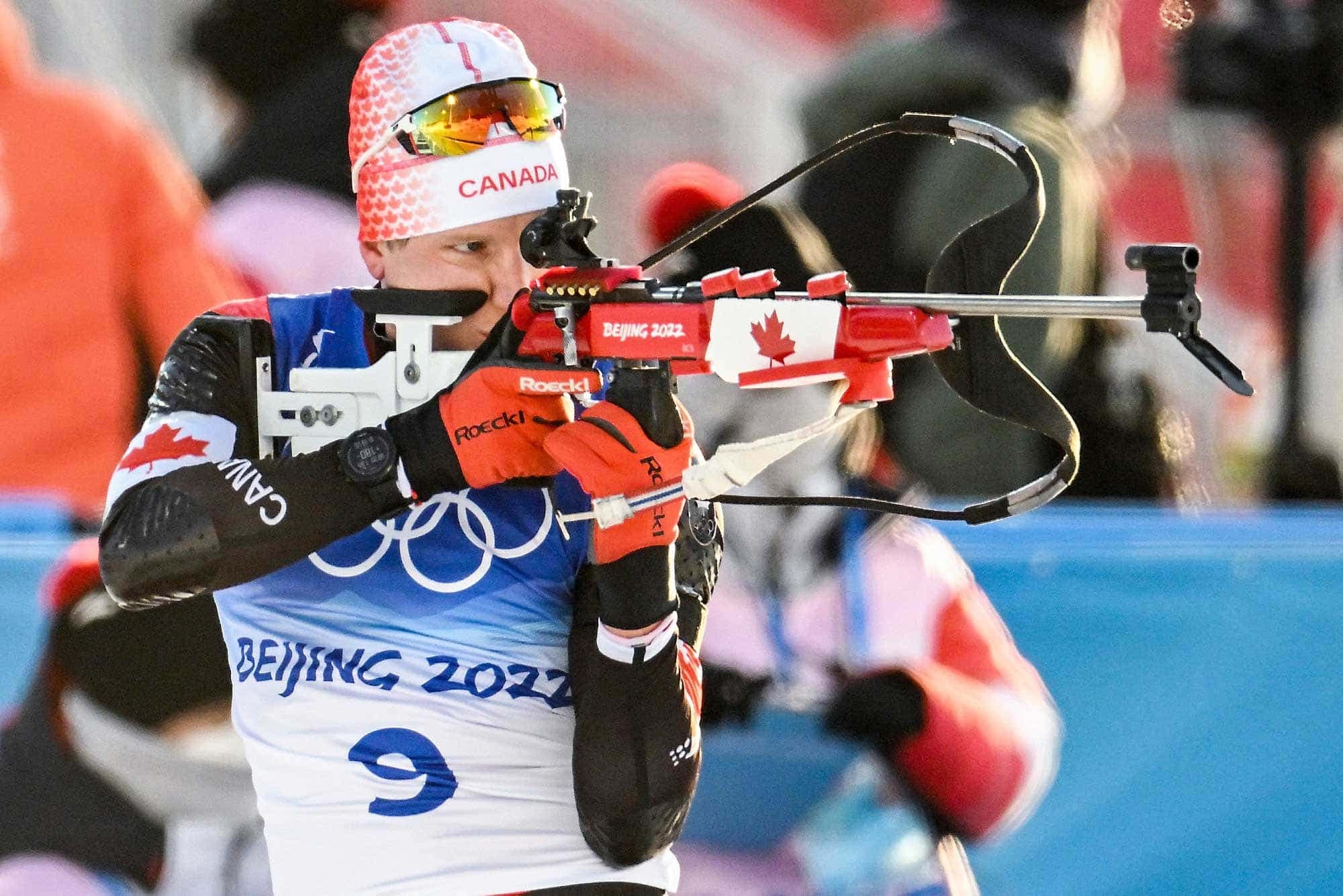 Le biathlète albertain Scott Gow n’a raté qu’une cible sur 20 pour filer vers la cinquième position au 20 km individuel des Jeux de Pékin.
