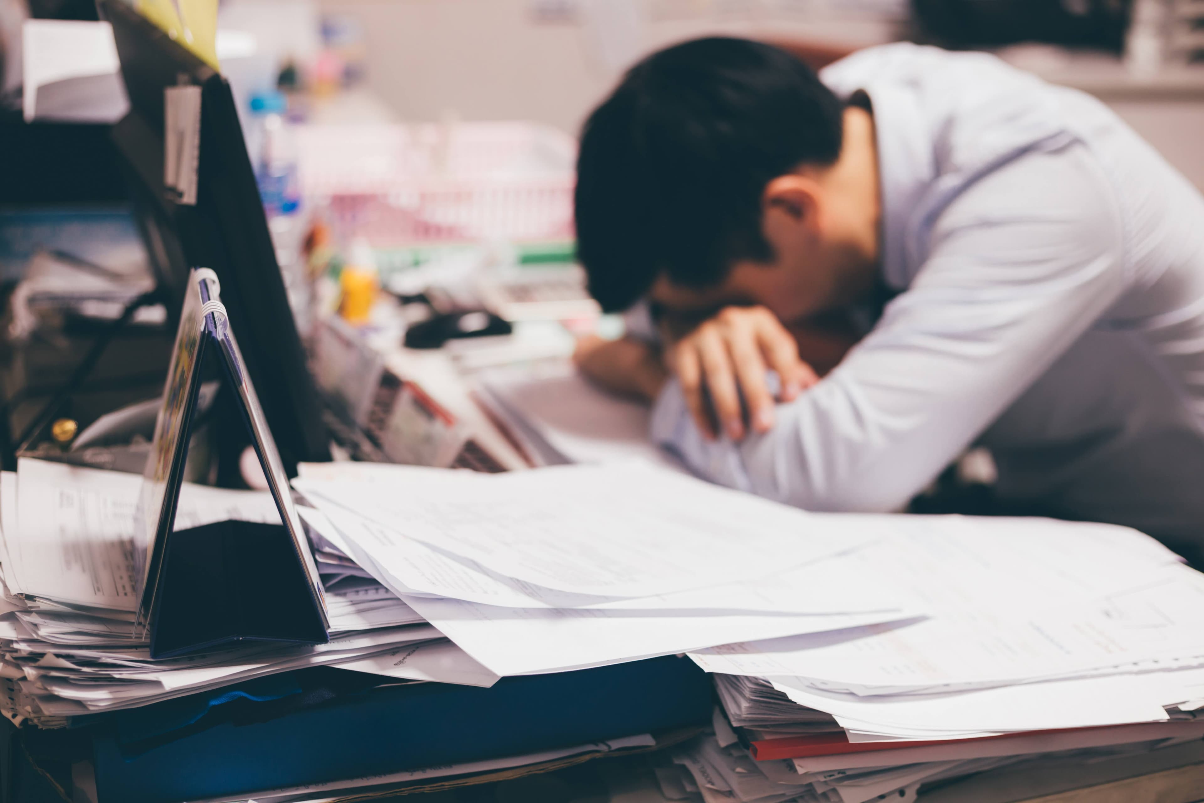 Le ralentissement économique semble affecter particulièrement l’emploi chez les jeunes.