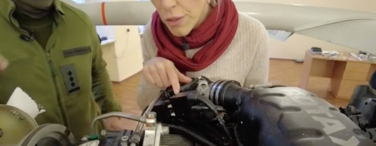Sur les images tournées par CNN, on voit clairement la mention ROTAX sur le moteur du drone.