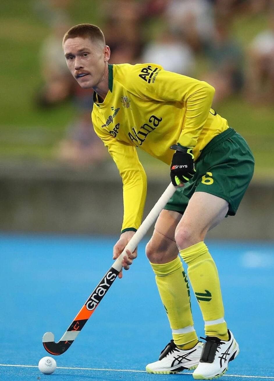 Le joueur de soccer sur gazon australien Matthew Dawson.