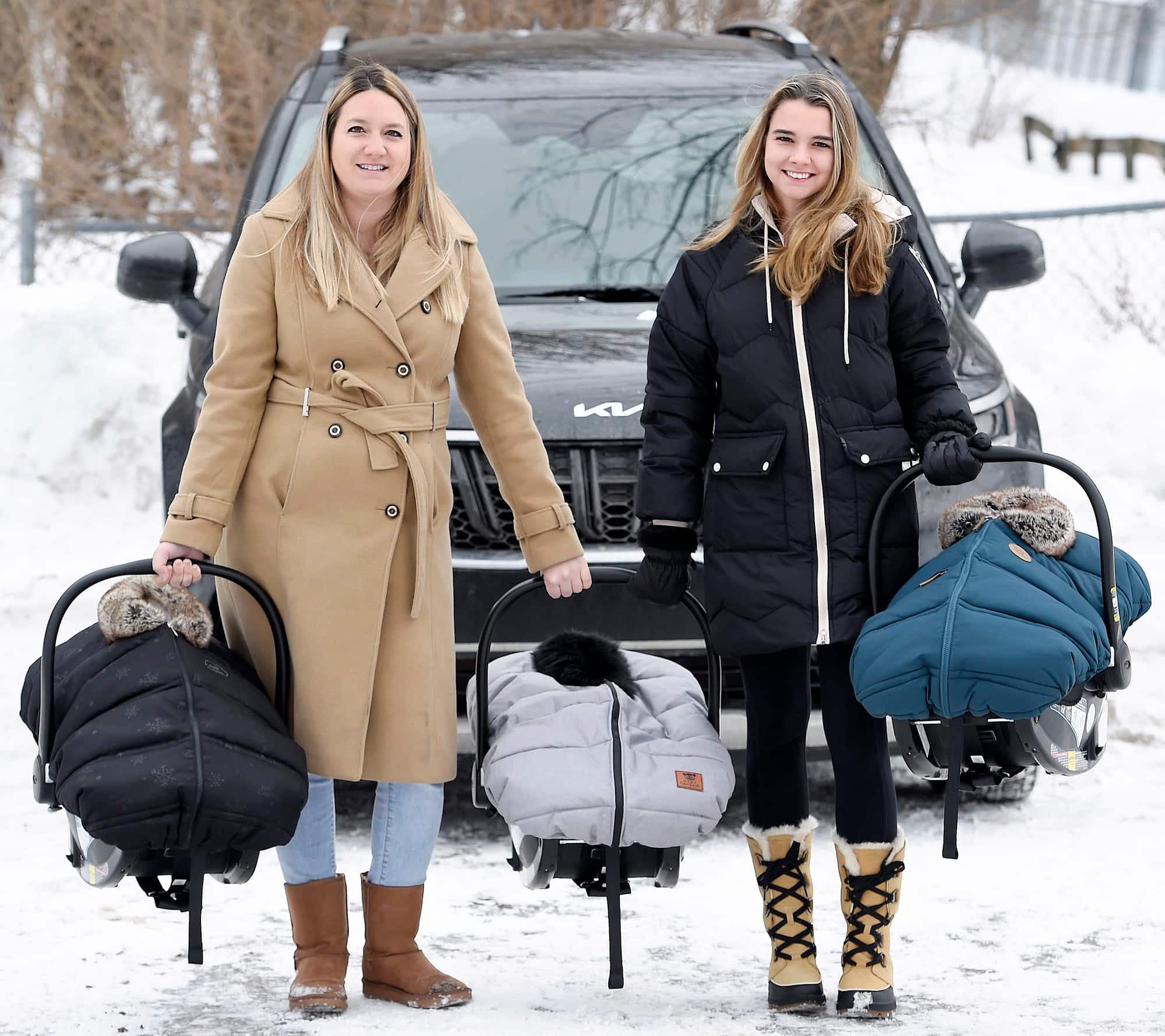 Laurence Fortier et Nykia Rossignol avaient bien hâte de ramener Jake, Mila et Ellie à la maison.
