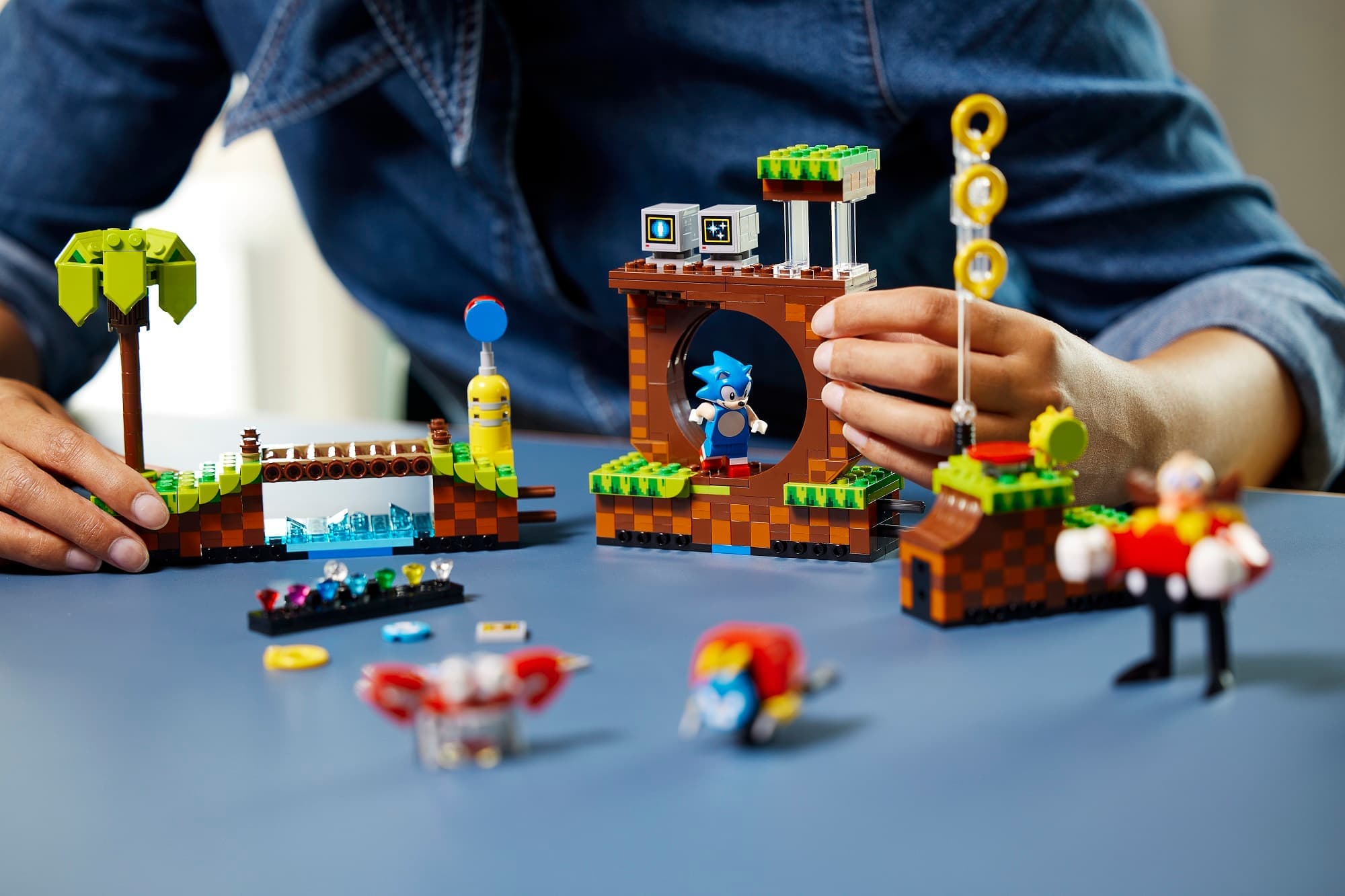 LEGO