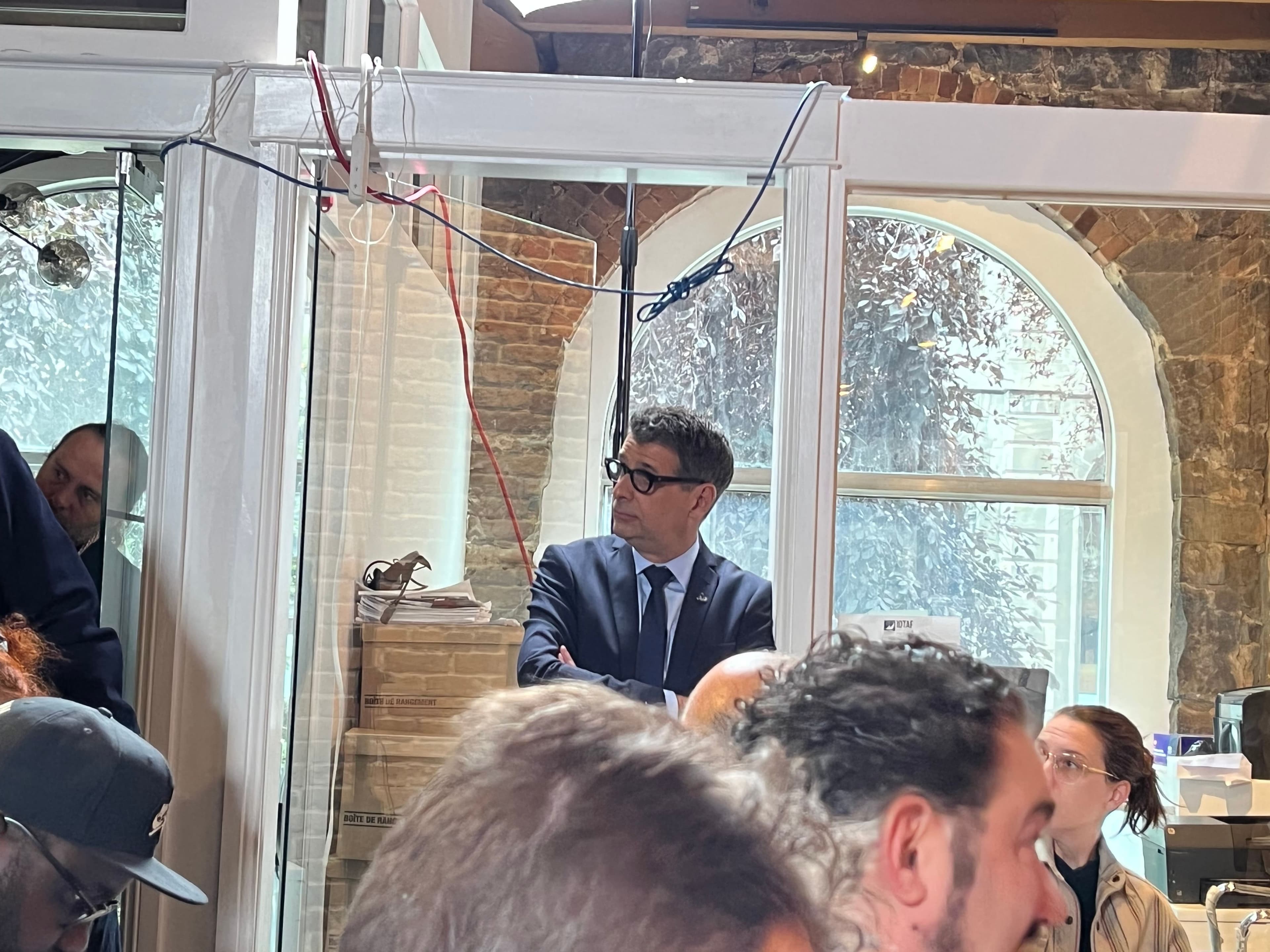 Éric Duhaime a réitéré son opposition au projet de loi 96 à l'Institut de courtage à Montréal, le mardi 6 septembre 2022.