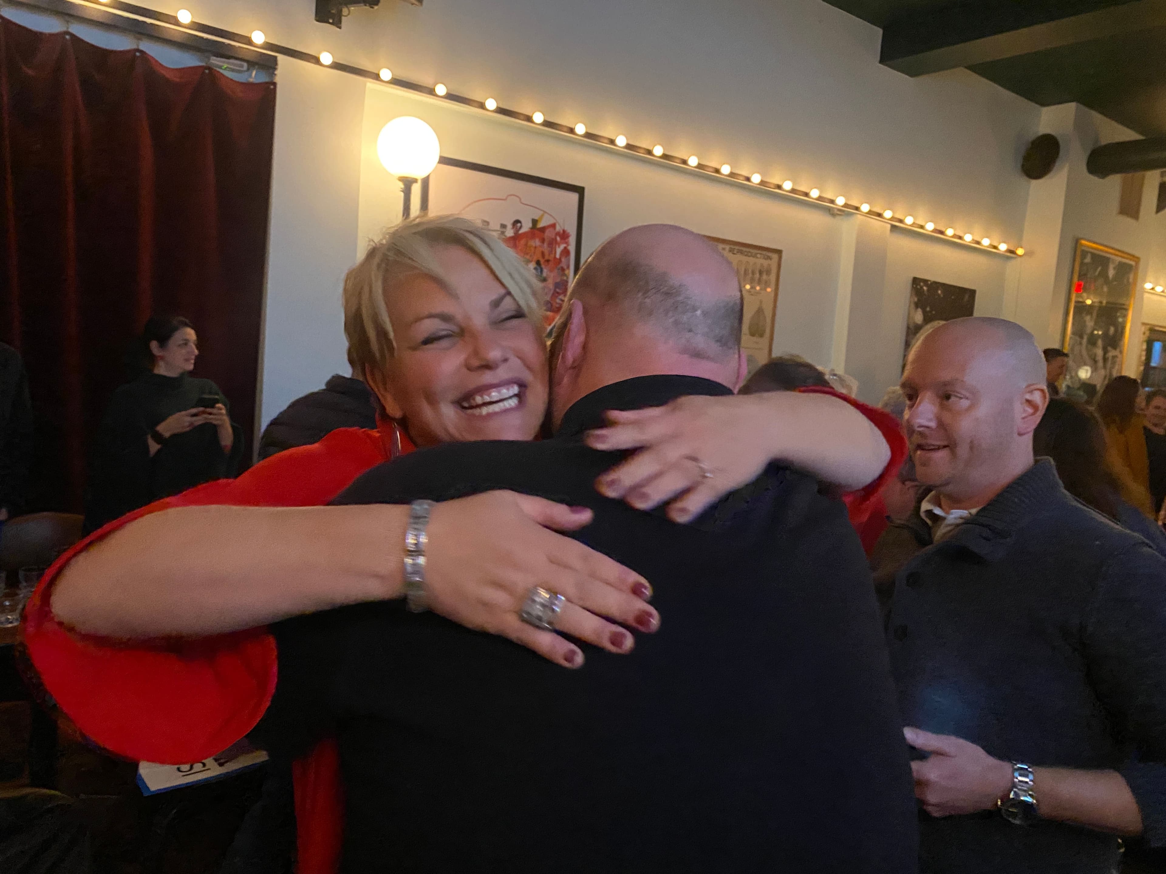 La député sortante du PLQ dans Verdun, Isabelle Melançon, a finalement concédé la victoire à son adversaire solidaire en après-midi, mardi.