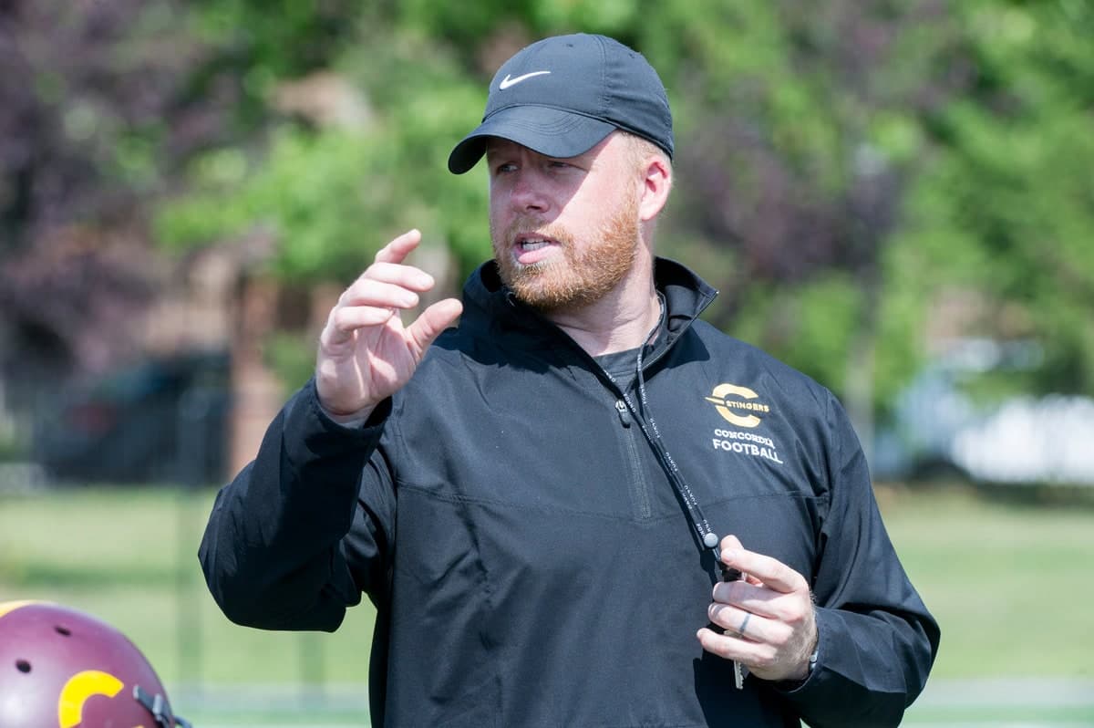 L’entraîneur-chef des Stingers Brad Collinson s’attend à un match fort compétitif avec le Rouge et Or.