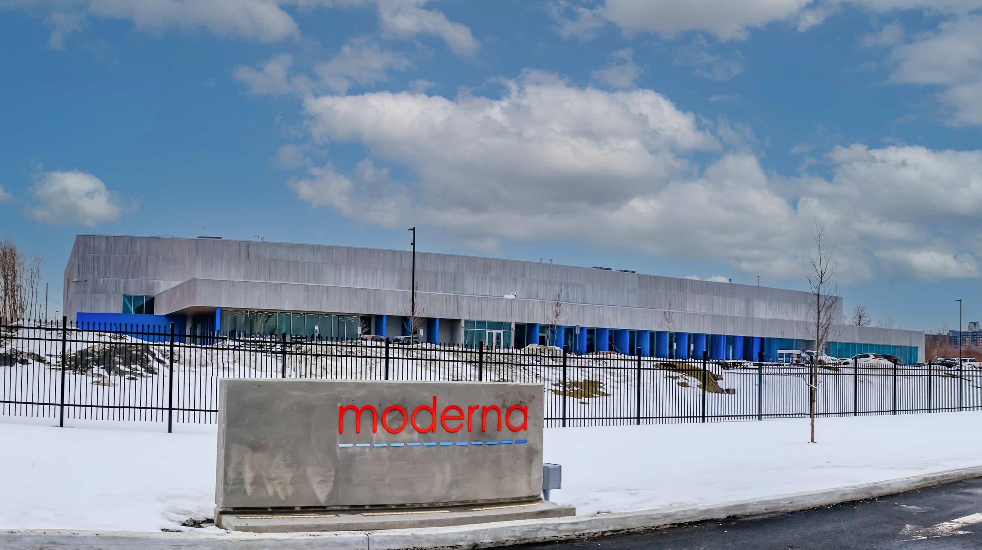 Inaugurée il y a près d’un an, l’usine de vaccins de Moderna à Laval, un projet de 250 M$, est l’un des plus importants investissements étrangers effectués au Québec au cours des dernières années.