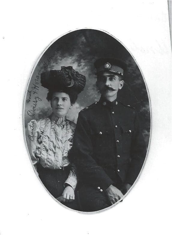 Horatio Généreux en compagnie de sa femme, Daisy.