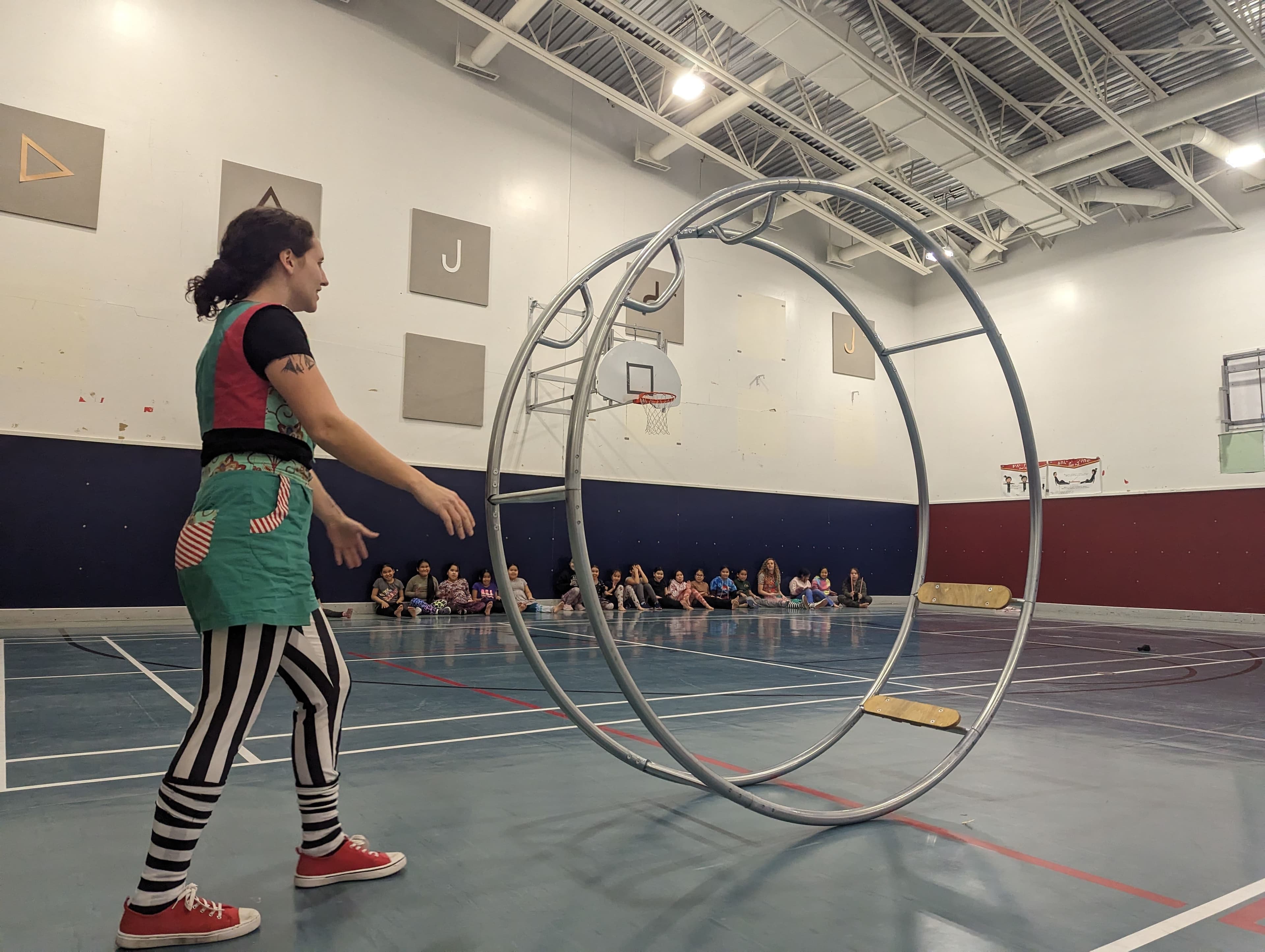Julia Perron Laflamme a ramené sa roue allemande pour l'occasion.