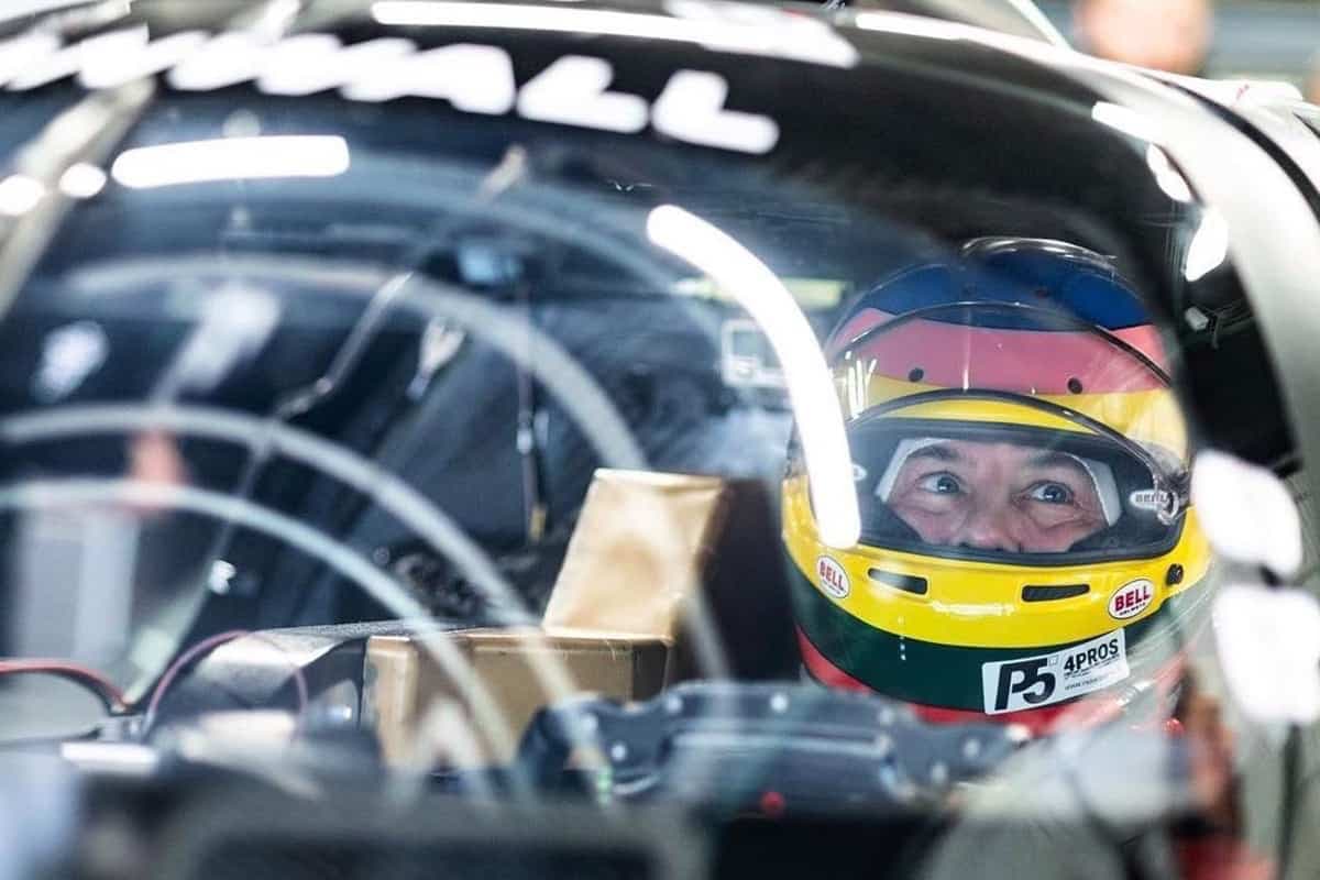 L'aventure de Jacques Villeneuve au Championnat du monde d'endurance s'est terminée avant l'épreuve-phare des 24 Heures du Mans.