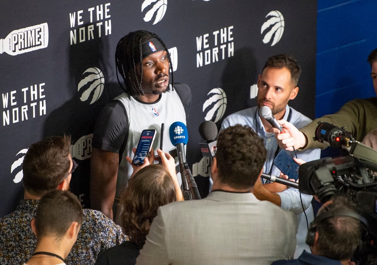 Le Québécois Chris Boucher a rencontré les médias, mardi matin, au Centre sportif de l'UQÀM.