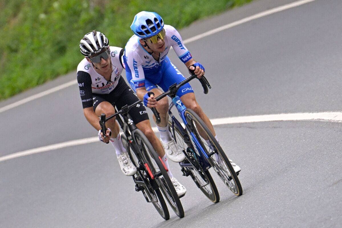 Adam (gauche) et Simon Yates.