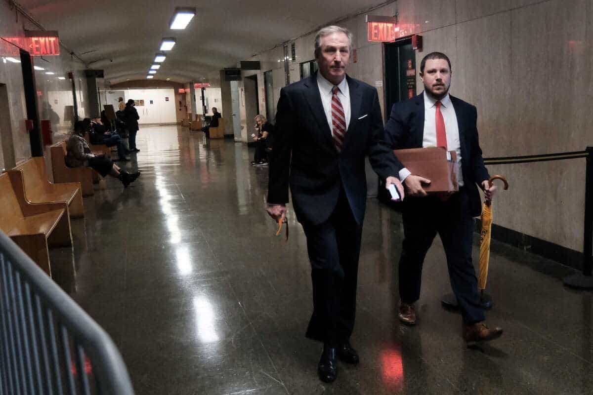 L'avocat de la Trump Organization, Michael van der Veen (à gauche)