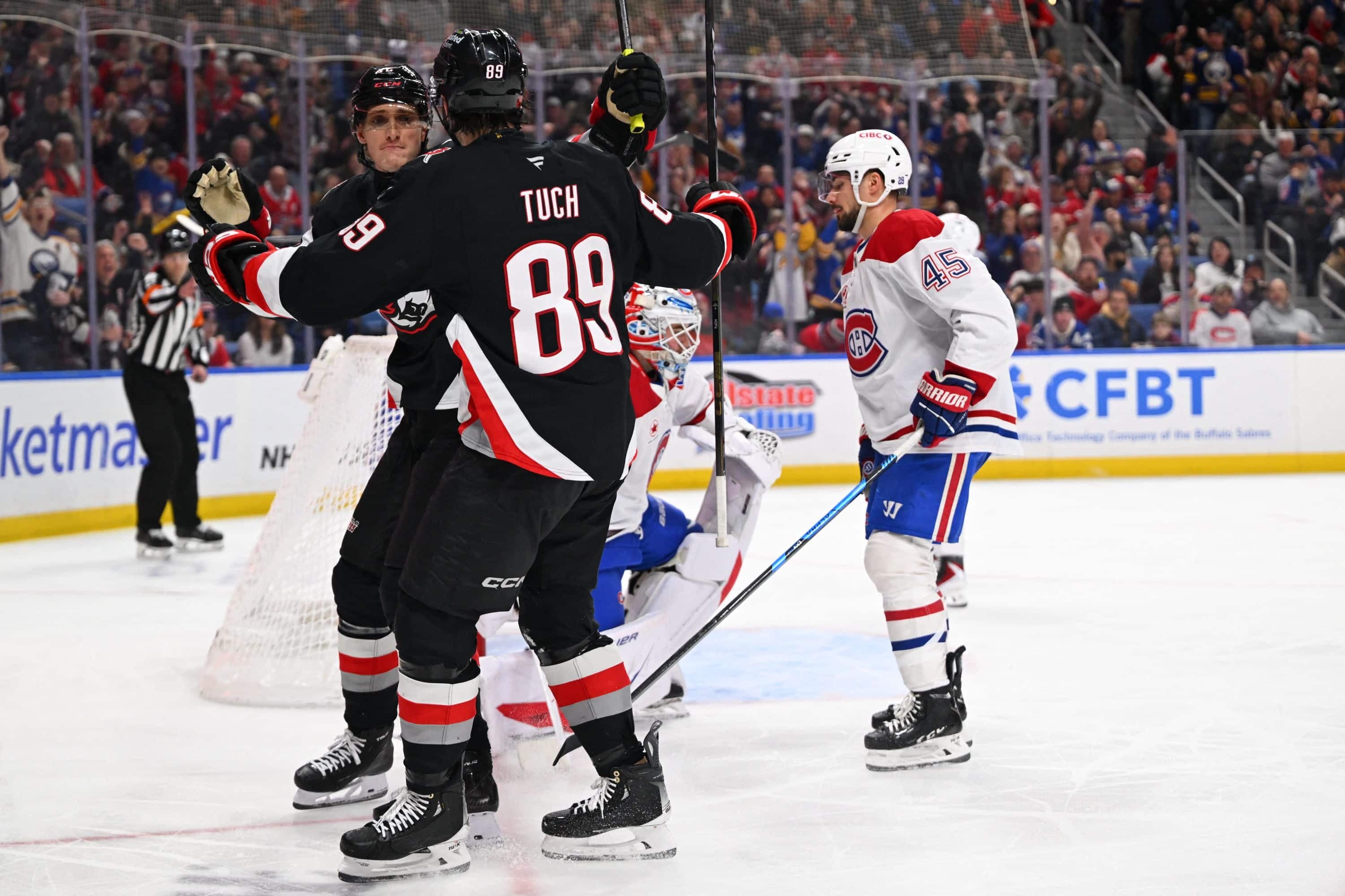 Alex Tuch a inscrit le but égalisateur pour les Sabres en milieu de deuxième période.